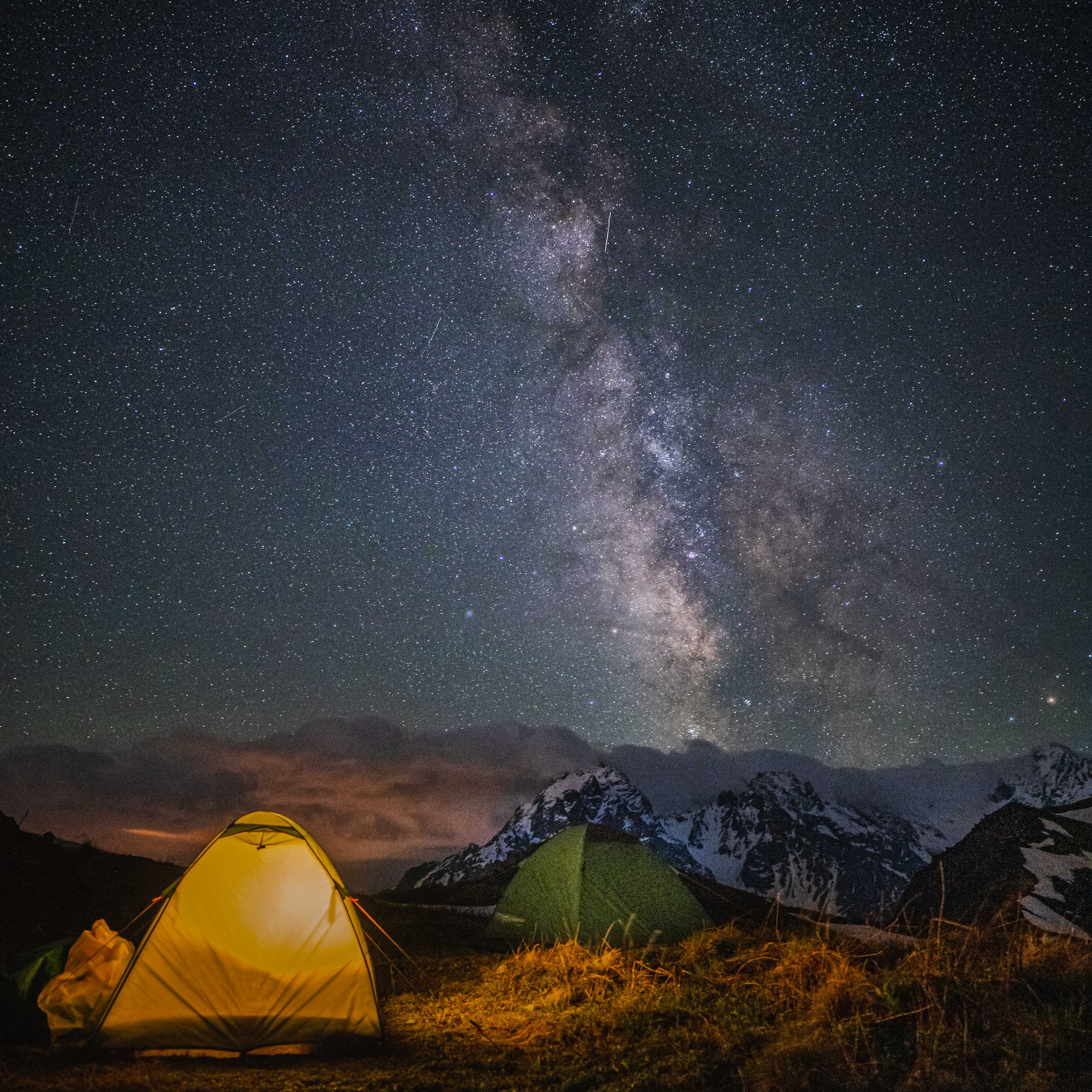 МЛЕЧНЫЙ ПУТЬ НАД ЦЕЕМ