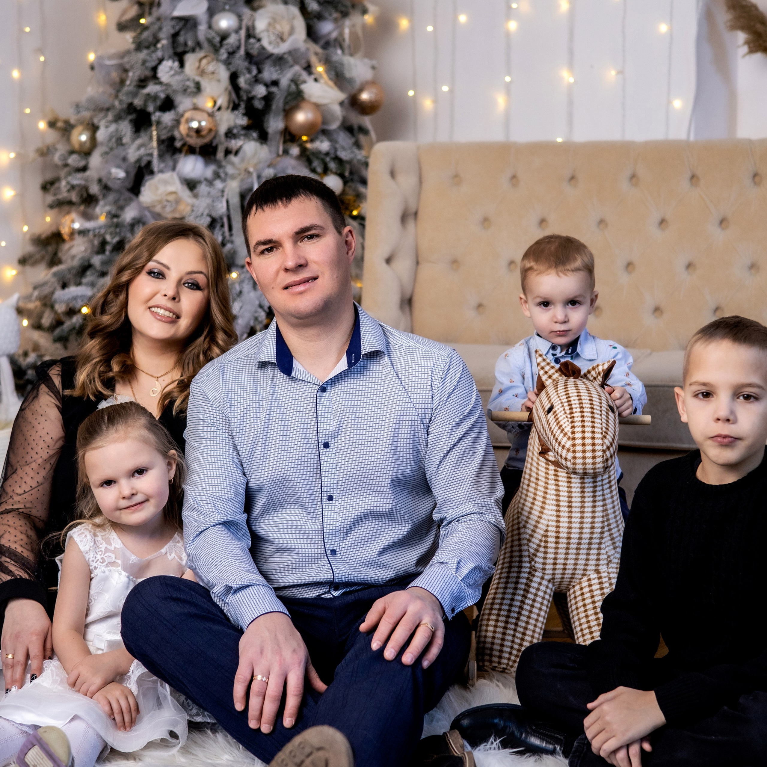 Новогодняя съемка — Игорь, Катя и дети