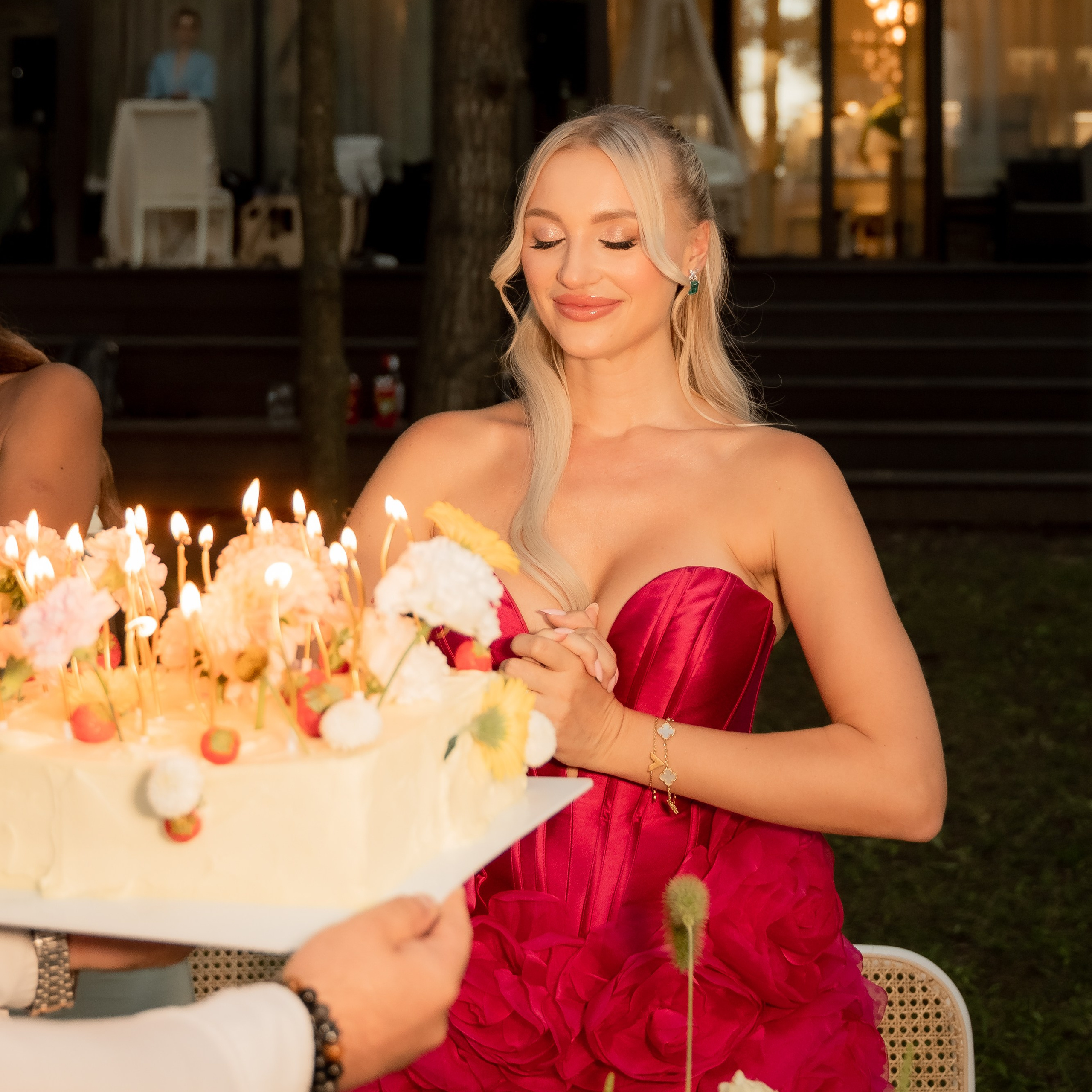 День рождения Алёны Шах