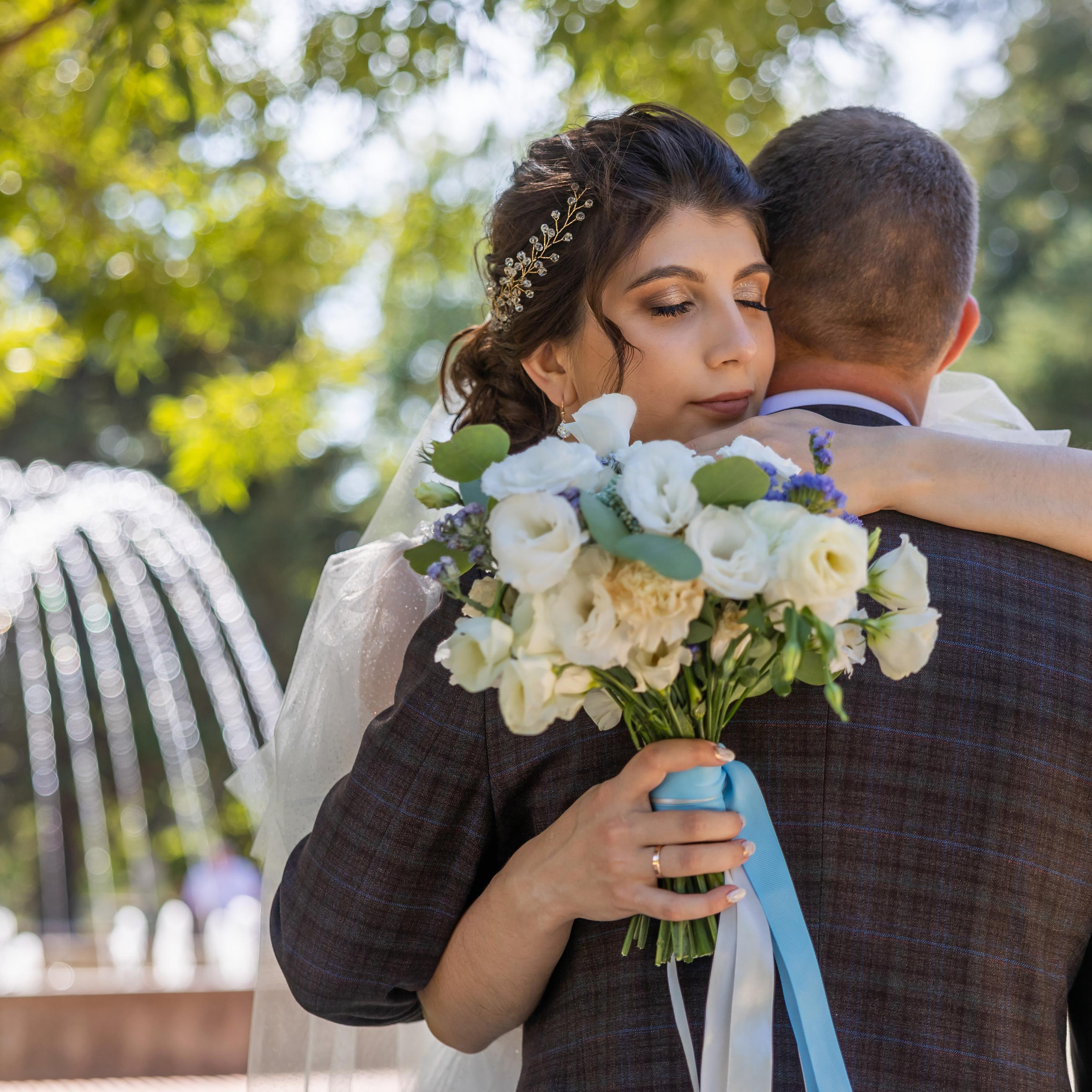 Отзывы. Фотограф Петров Александр Свадьбы, Съемка в студии, Выпускные альбомы г. Балашов
