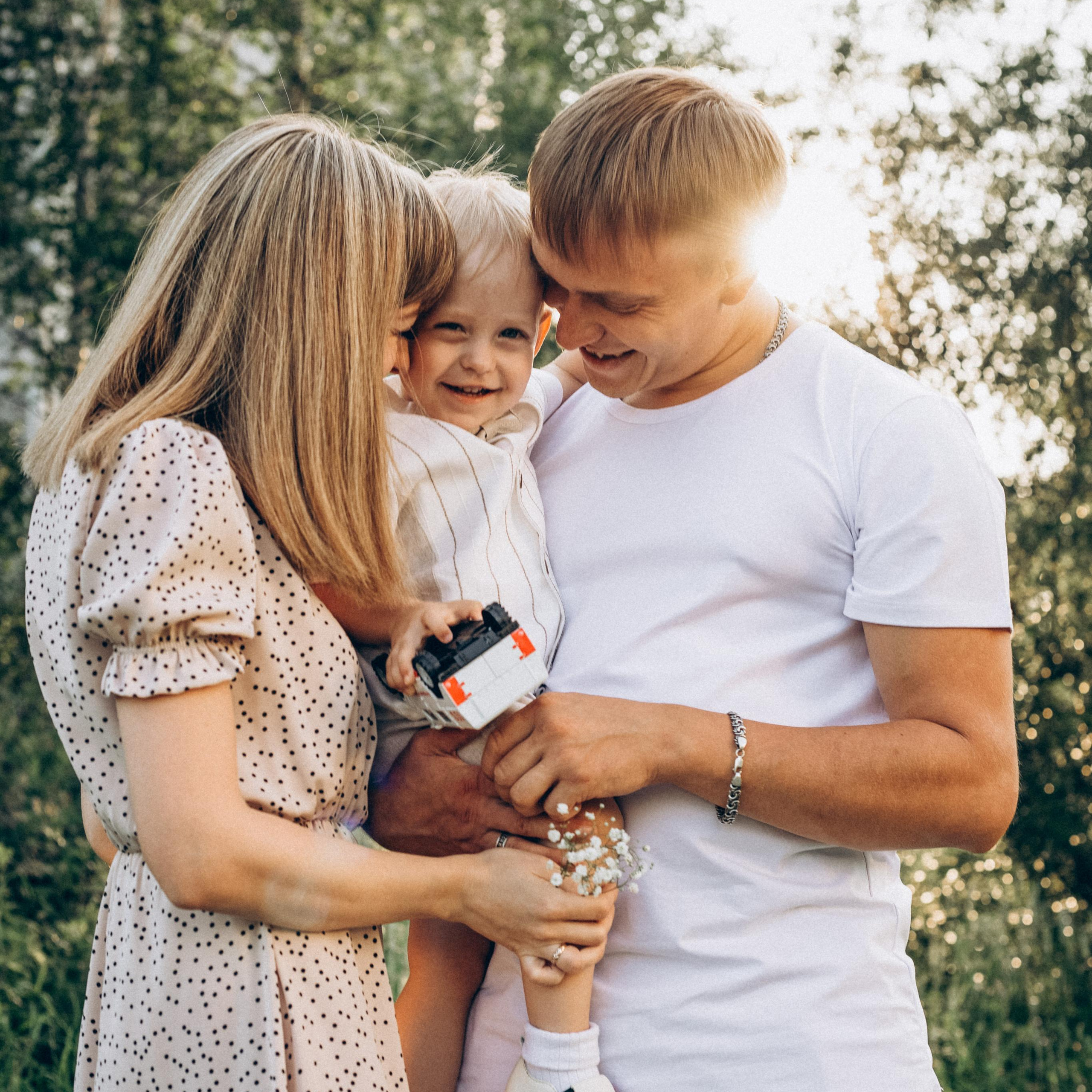 Костя, Света и Захарчик