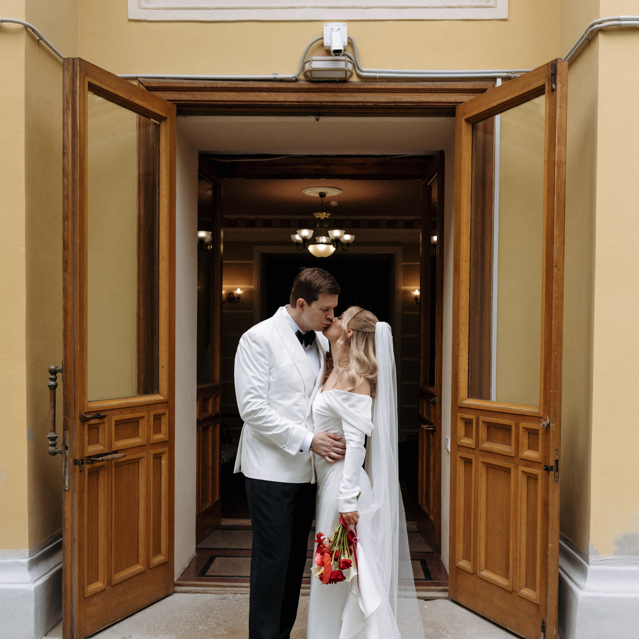 Свадебная роспись в Усадьбе Третьякова (библиотека Боголюбова). Свадебный фотограф Москва Виктория Медовик