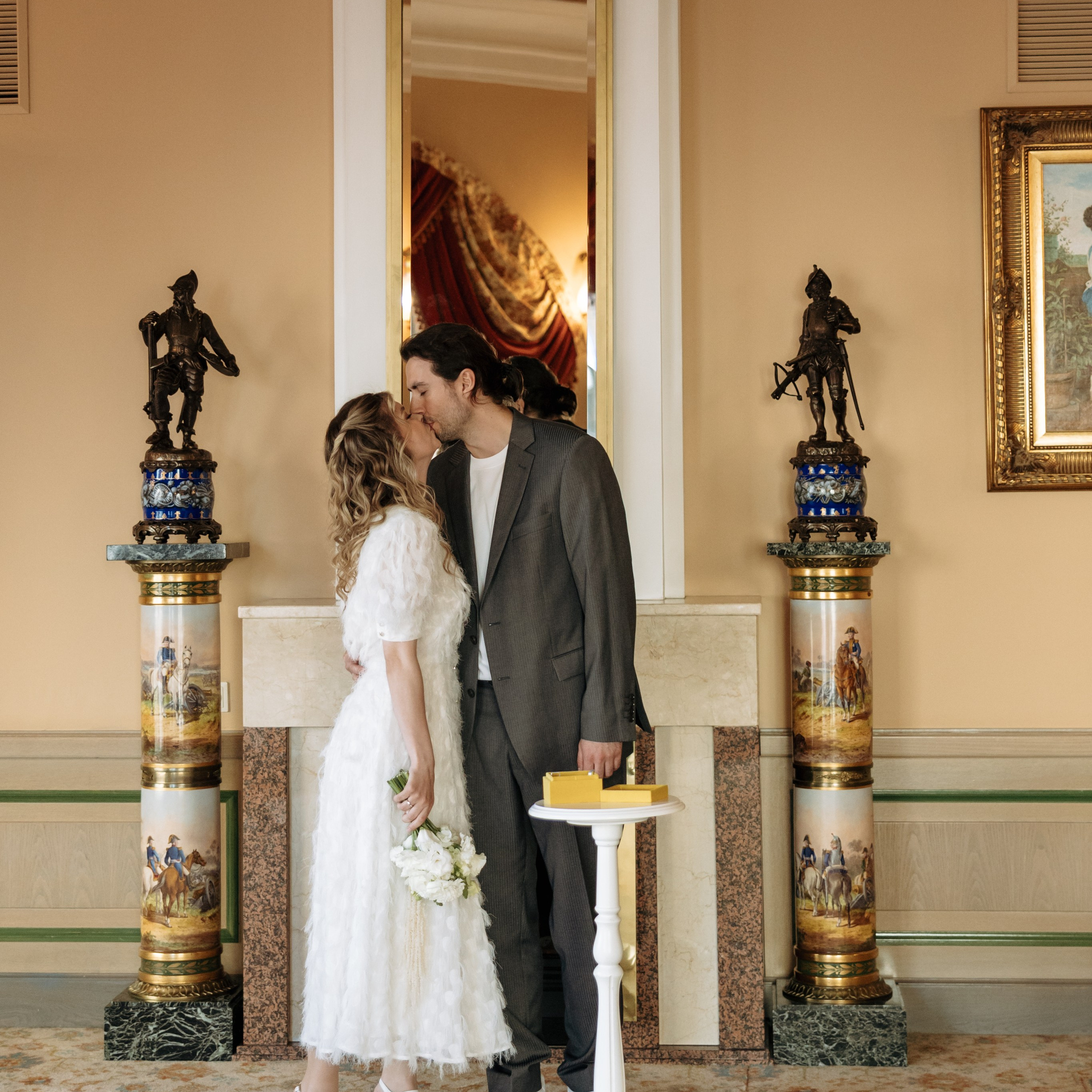 Свадебная роспись в отеле Националь. Свадебный фотограф Москва Виктория Медовик