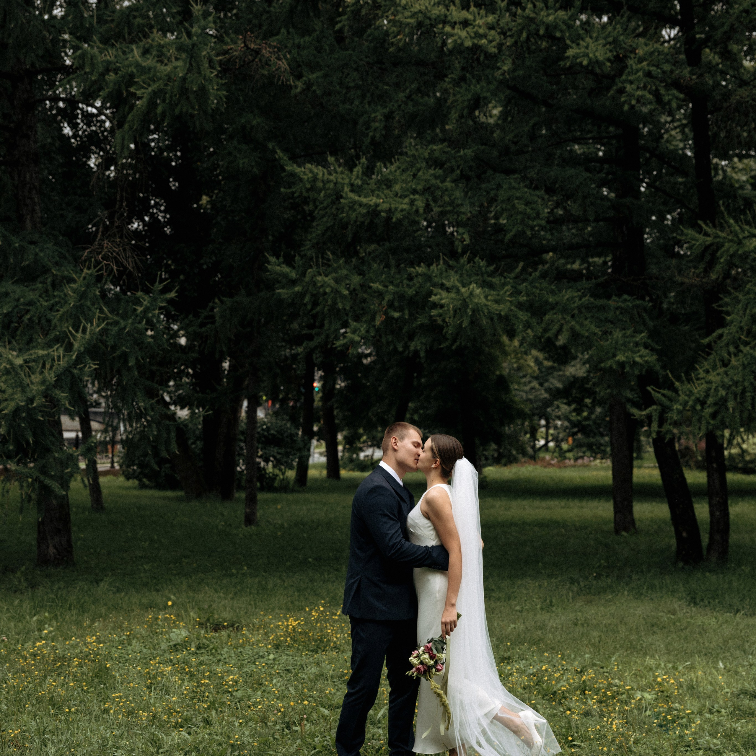 Тессинский мост — та самая популярная локация для фото, про которую все спрашивают. Свадебный фотограф Москва Виктория Медовик