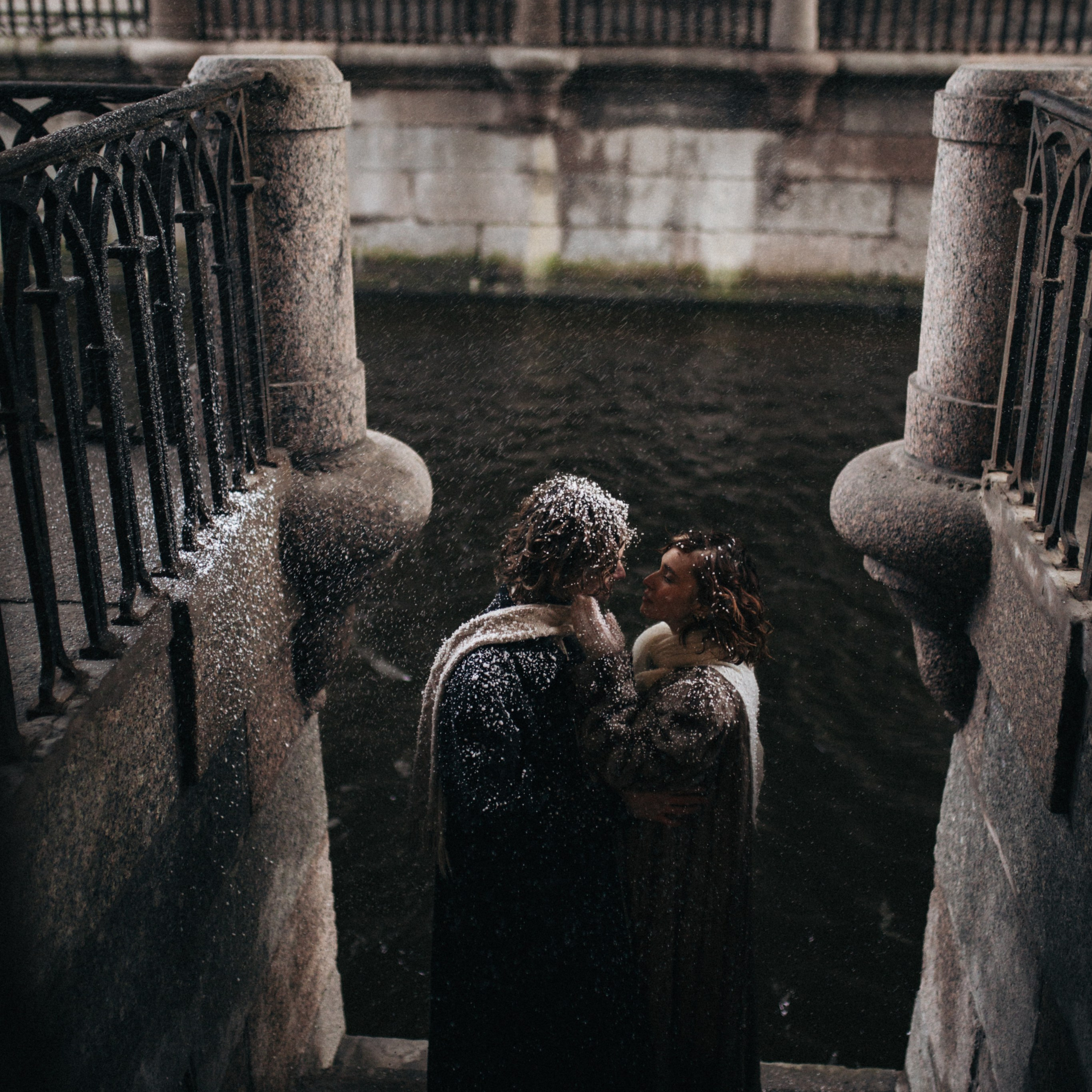 Долгожданное открытие зимней канавки в Санкт-Петербурге. Свадебный фотограф Москва Виктория Медовик