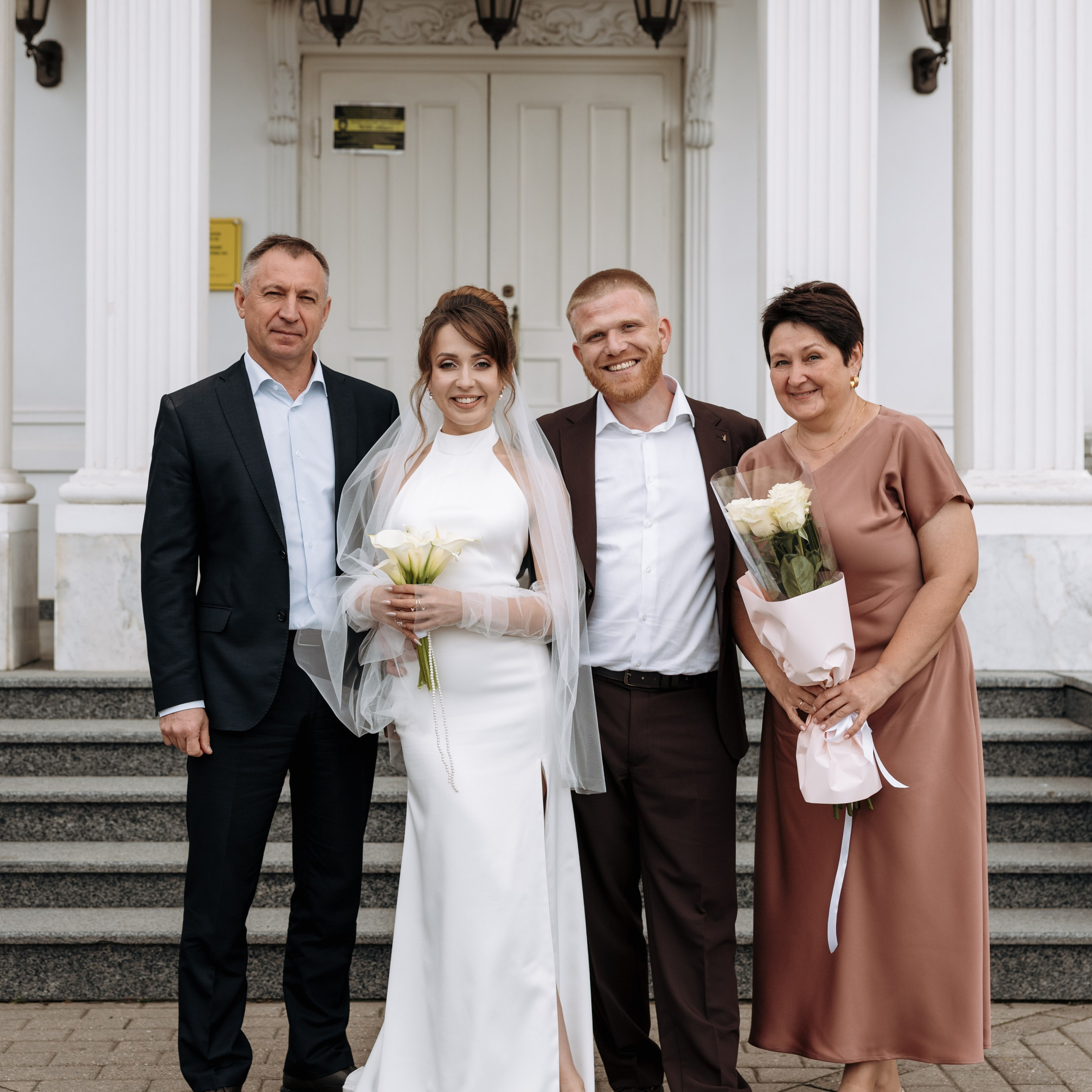 Свадебная роспись в Раменском ЗАГСе. Свадебный фотограф Москва Виктория Медовик