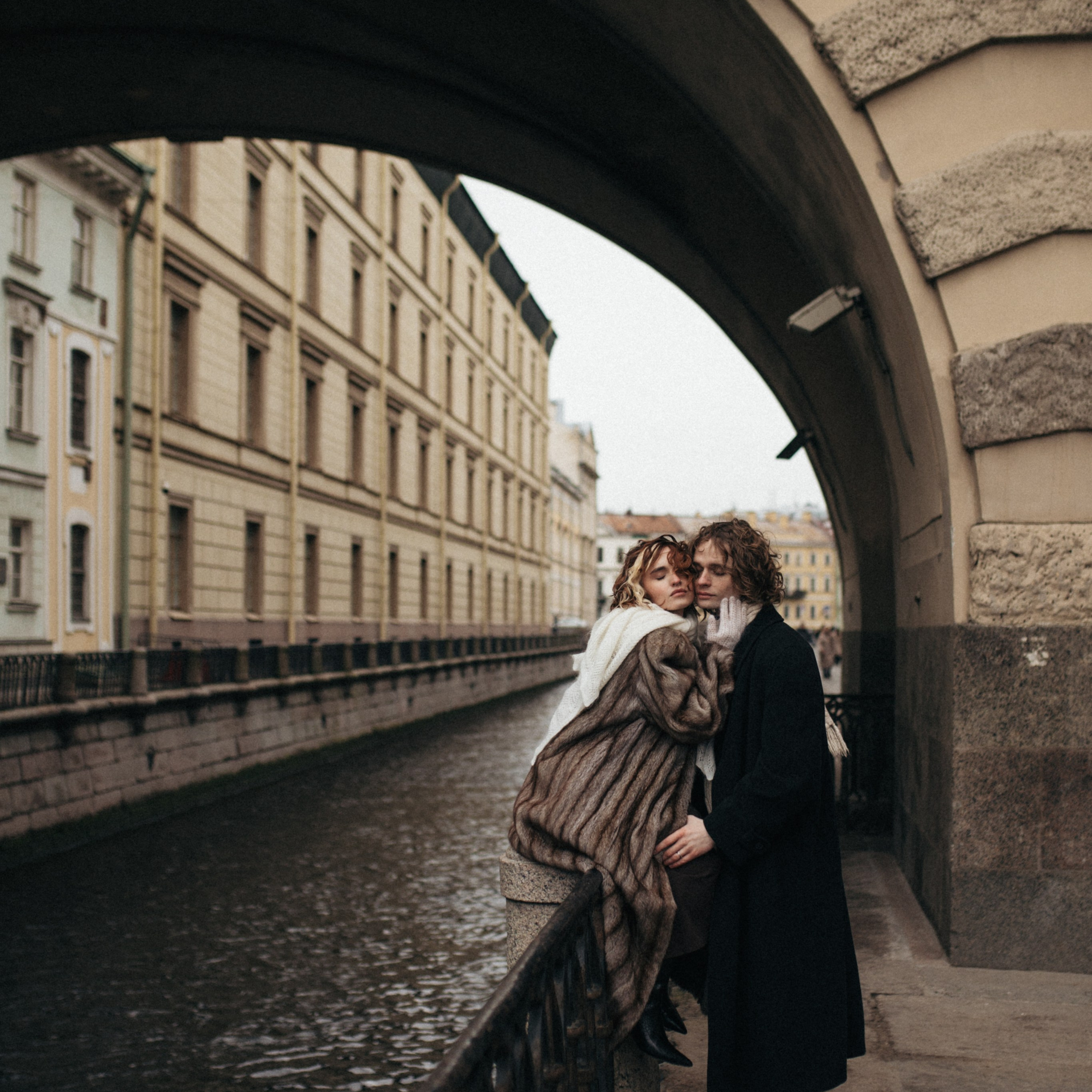 Долгожданное открытие зимней канавки в Санкт-Петербурге. Свадебный фотограф Москва Виктория Медовик