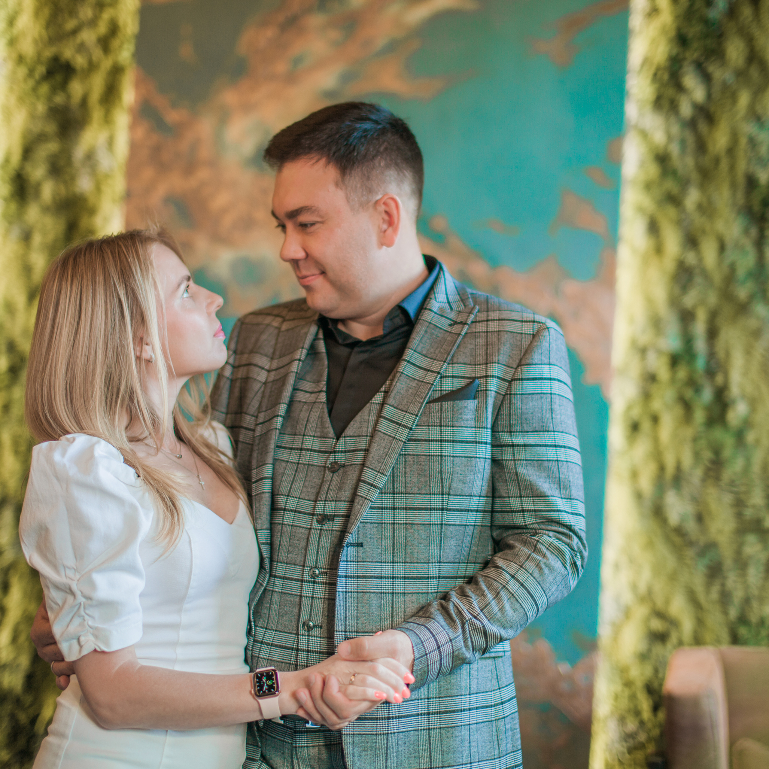 Друзья. День Рождение в Ресторане