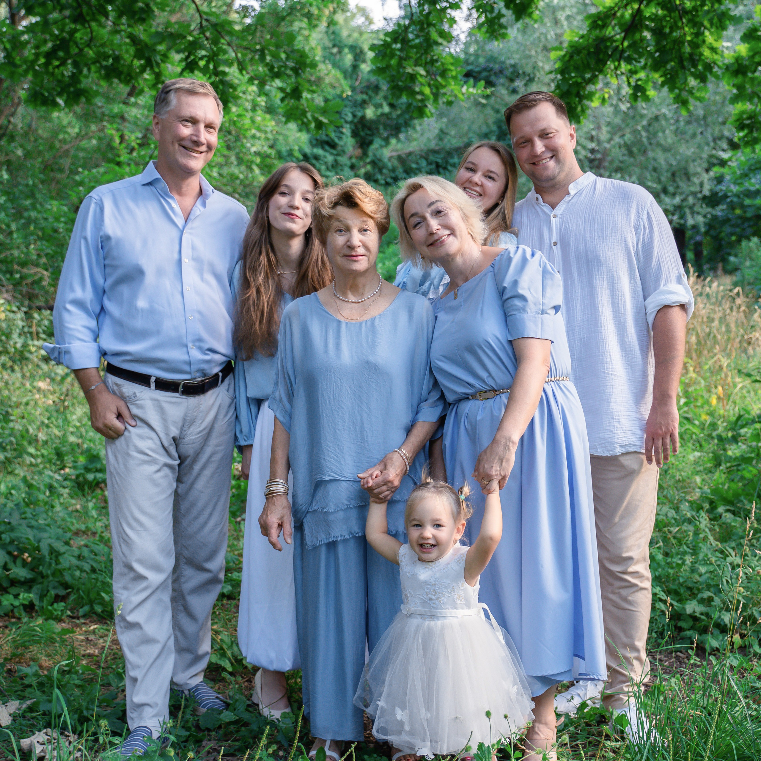 Большая семья