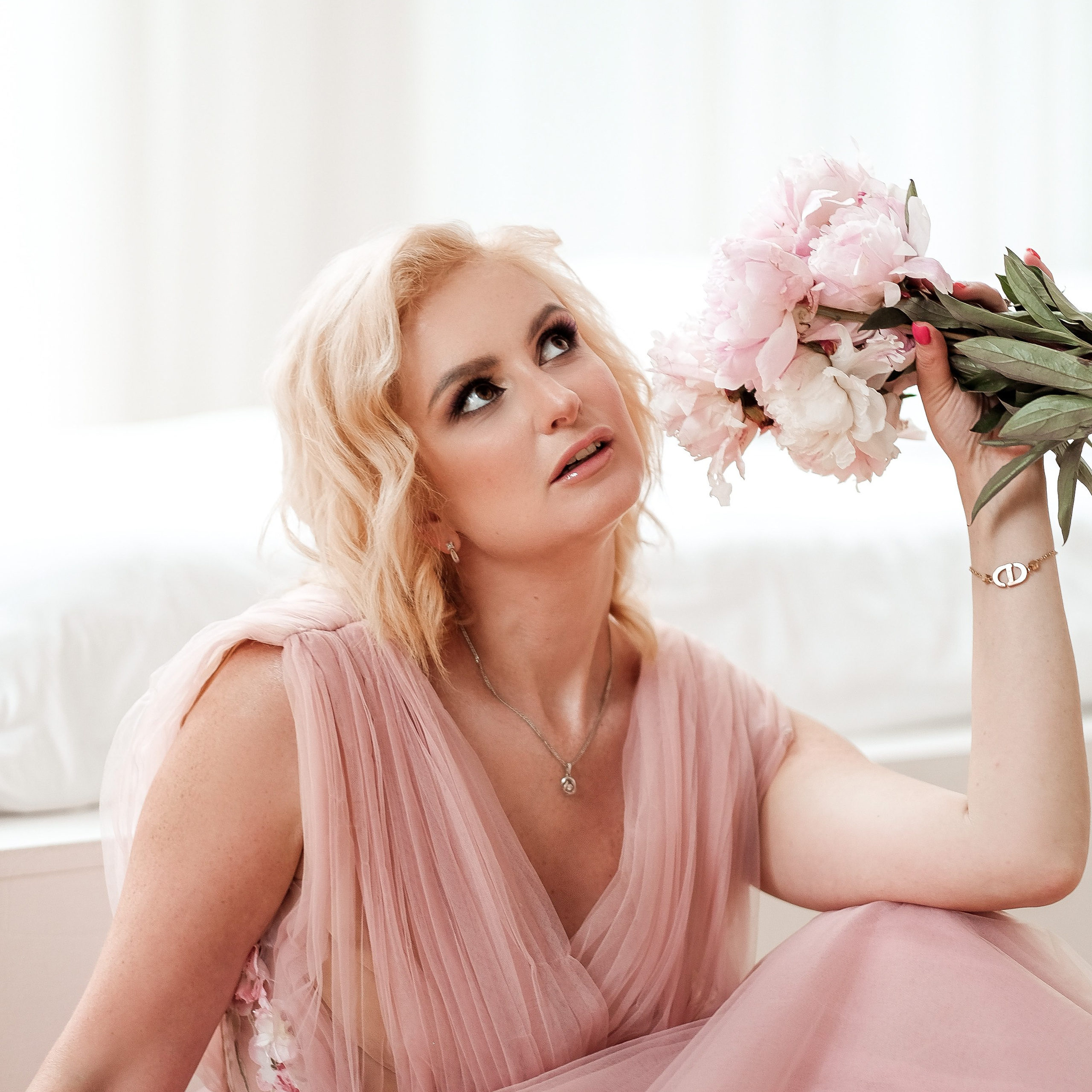 Виктория (пионы)