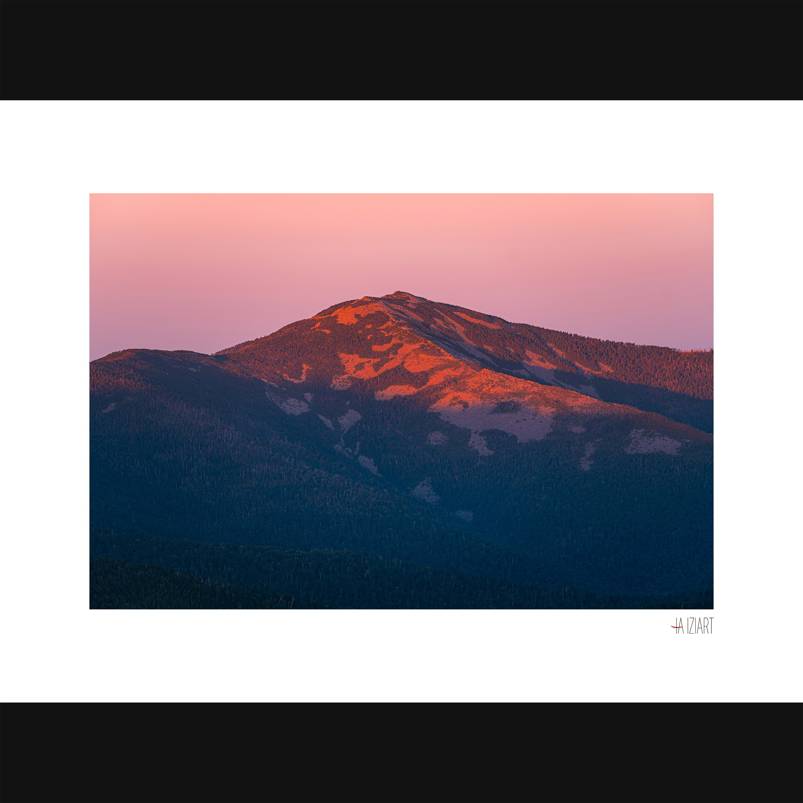 Оранжевый пик 30×40
