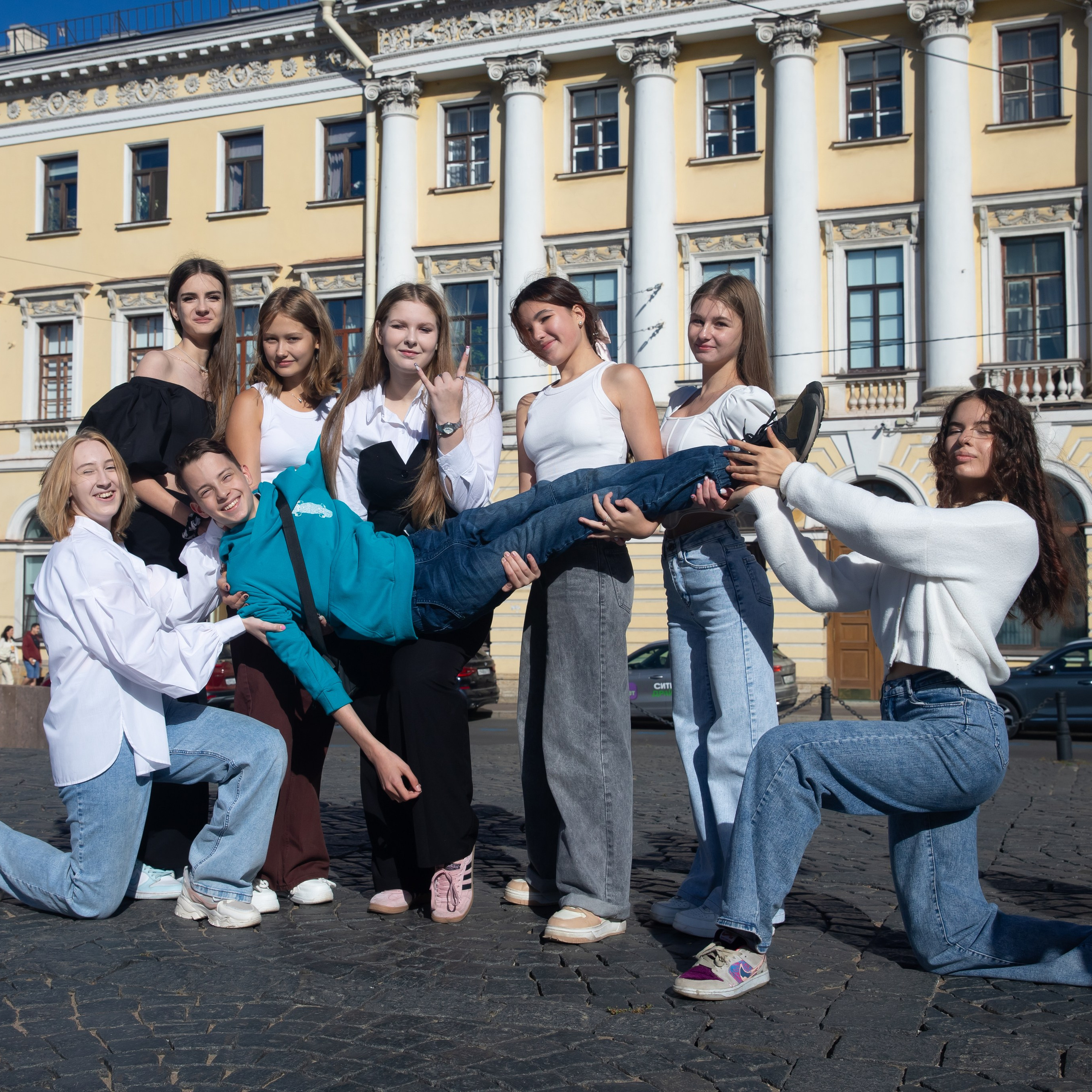 Отзывы о выпускных альбомах и фотосессиях. ВЫПУСКНЫЕ АЛЬБОМЫ для детского сада и школы Санкт-Петербург и Лен. область