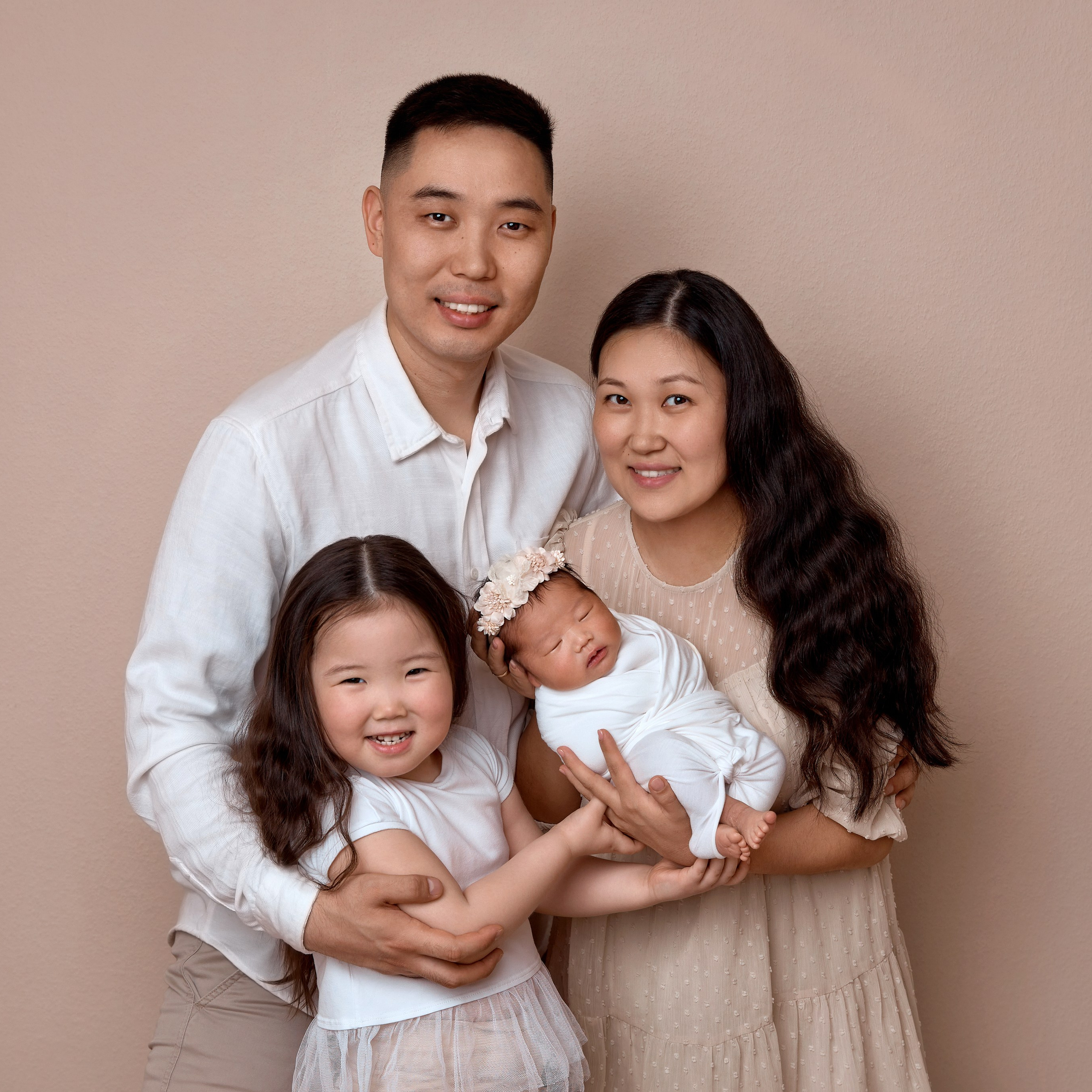 Ньюборн съемка фотосессия новорожденных. Профессиональный фотограф новорождённых в Москве Елена Сатюкова