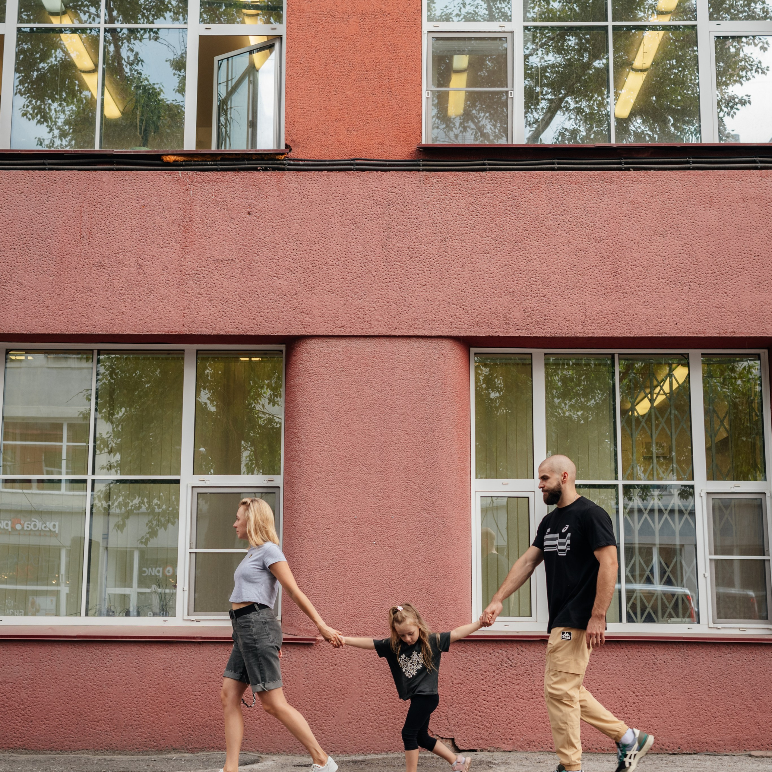 Артём, Аня и Рената