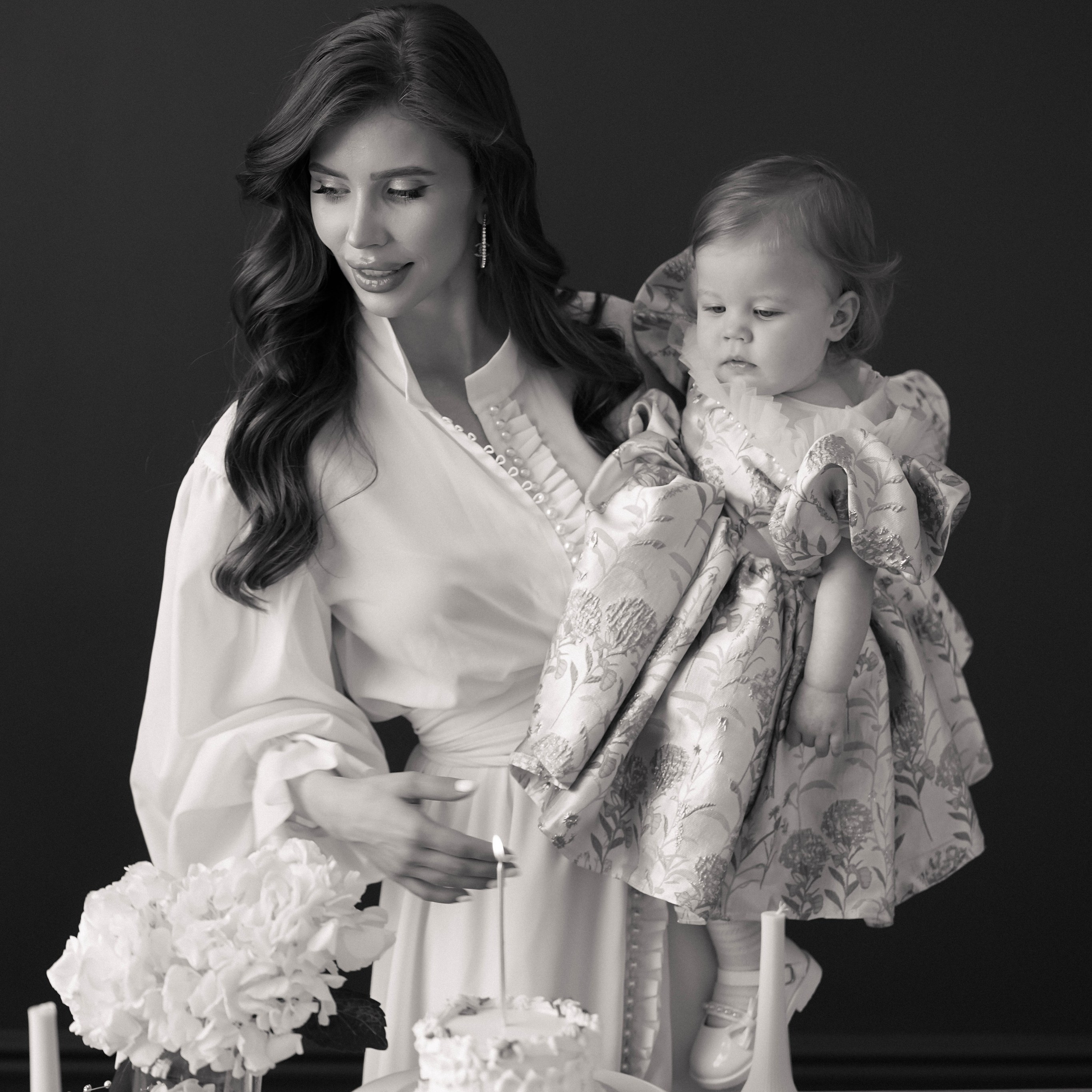 Мама с дочкой