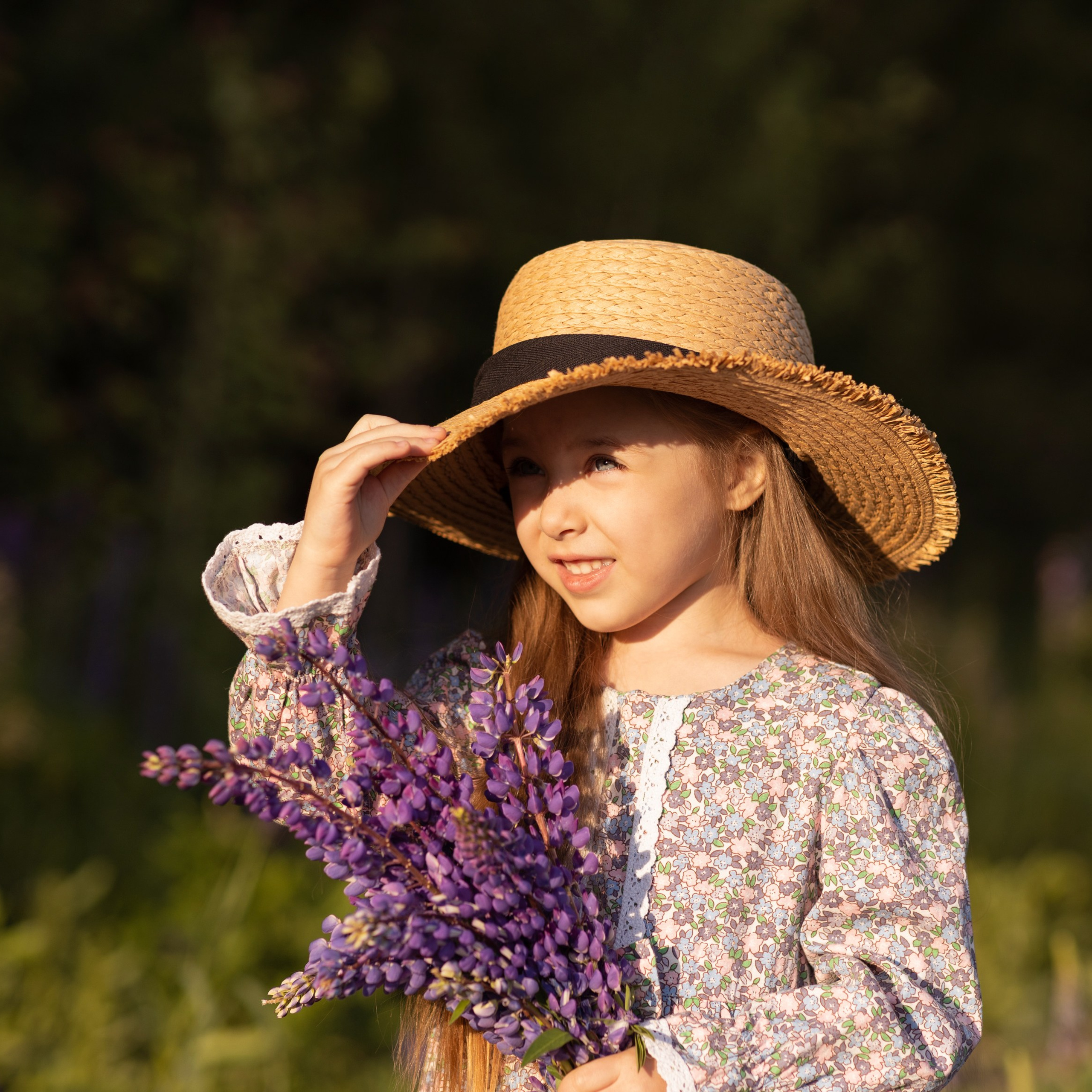 Поля в люпинах. Женский и семейный фотограф в Тюмени Пашнина Ольга
