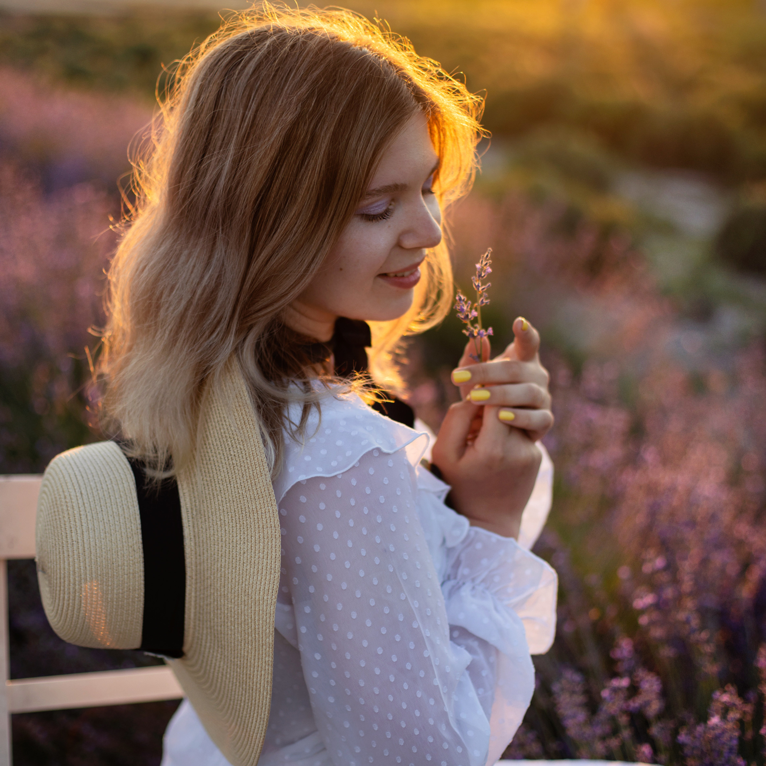 Оля в лаванде