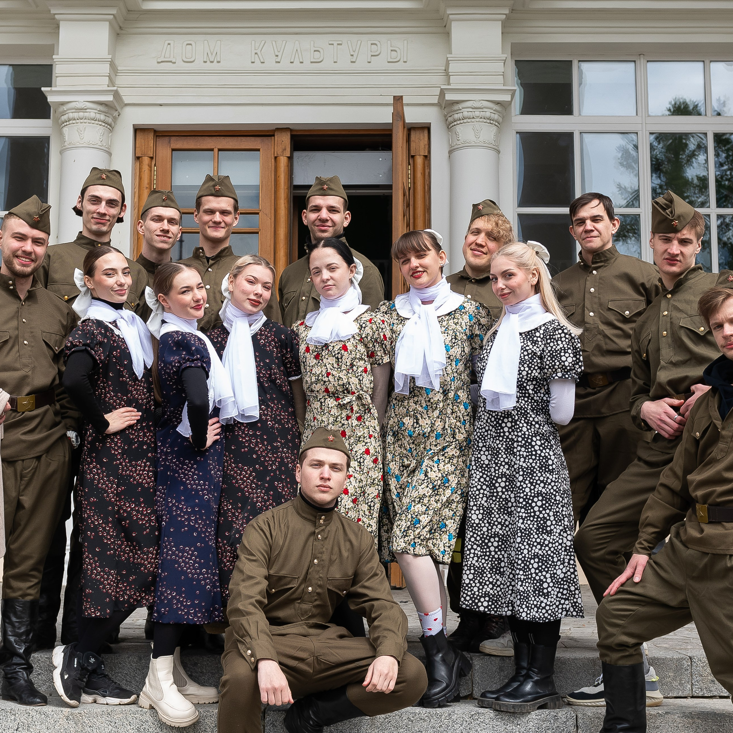 Флешмоб 9 мая Вальс победы ВДНХ