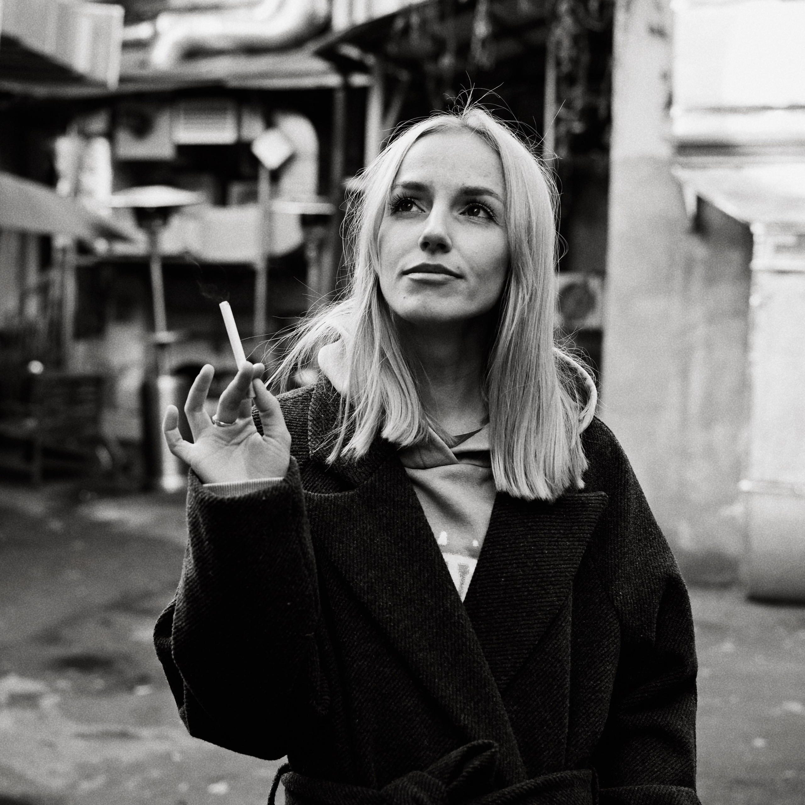 Юля — Прогулка с Мальборо. Фотограф в Москве Засека Анастасия