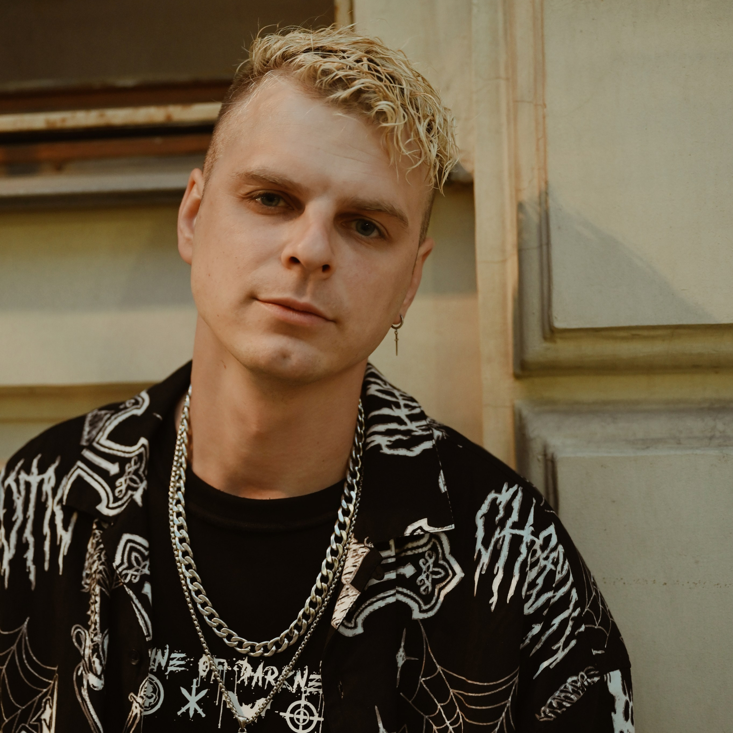 Дима — летняя прогулка по вечернему городу. Фотограф в Москве Засека Анастасия