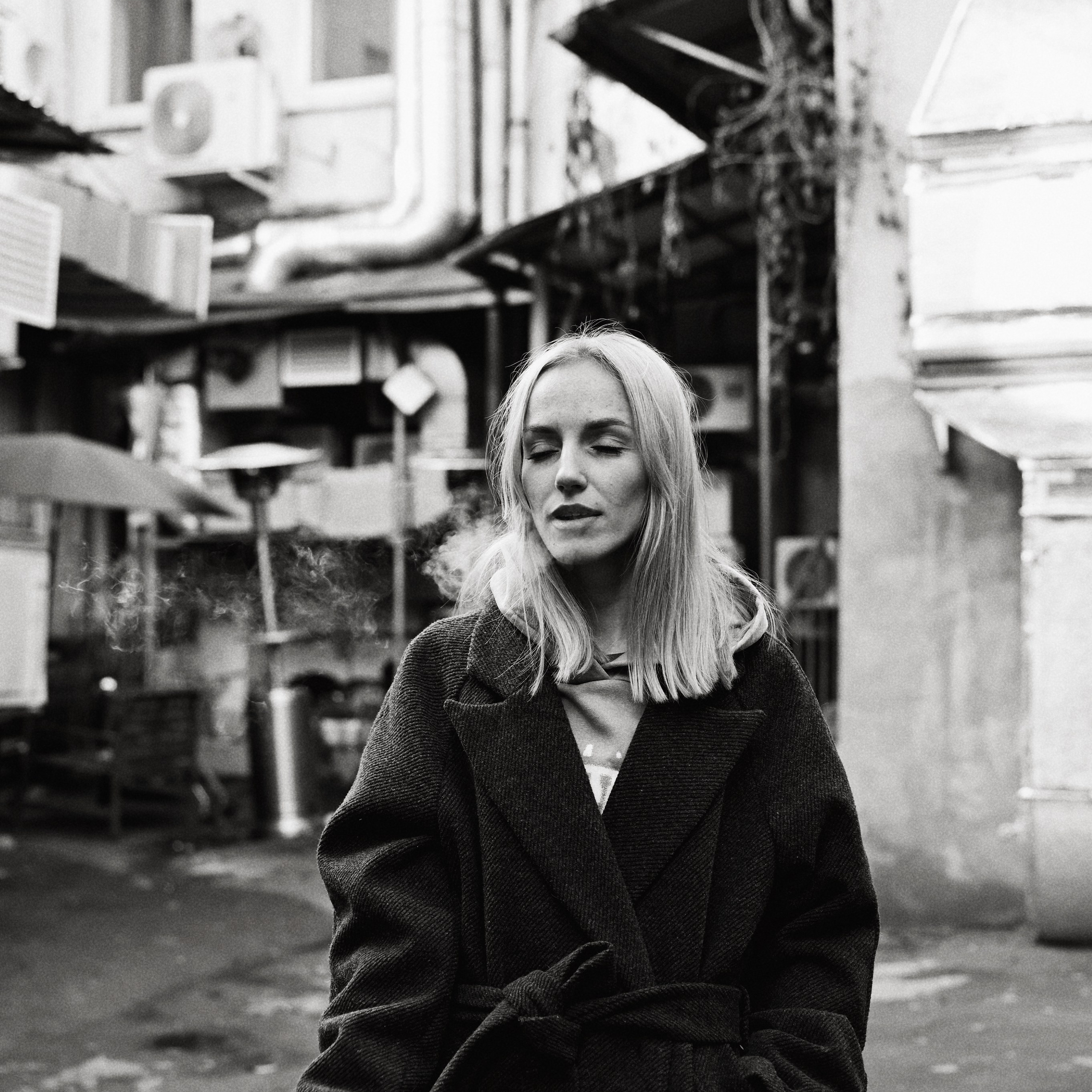 Юля — Прогулка с Мальборо. Фотограф в Москве Засека Анастасия