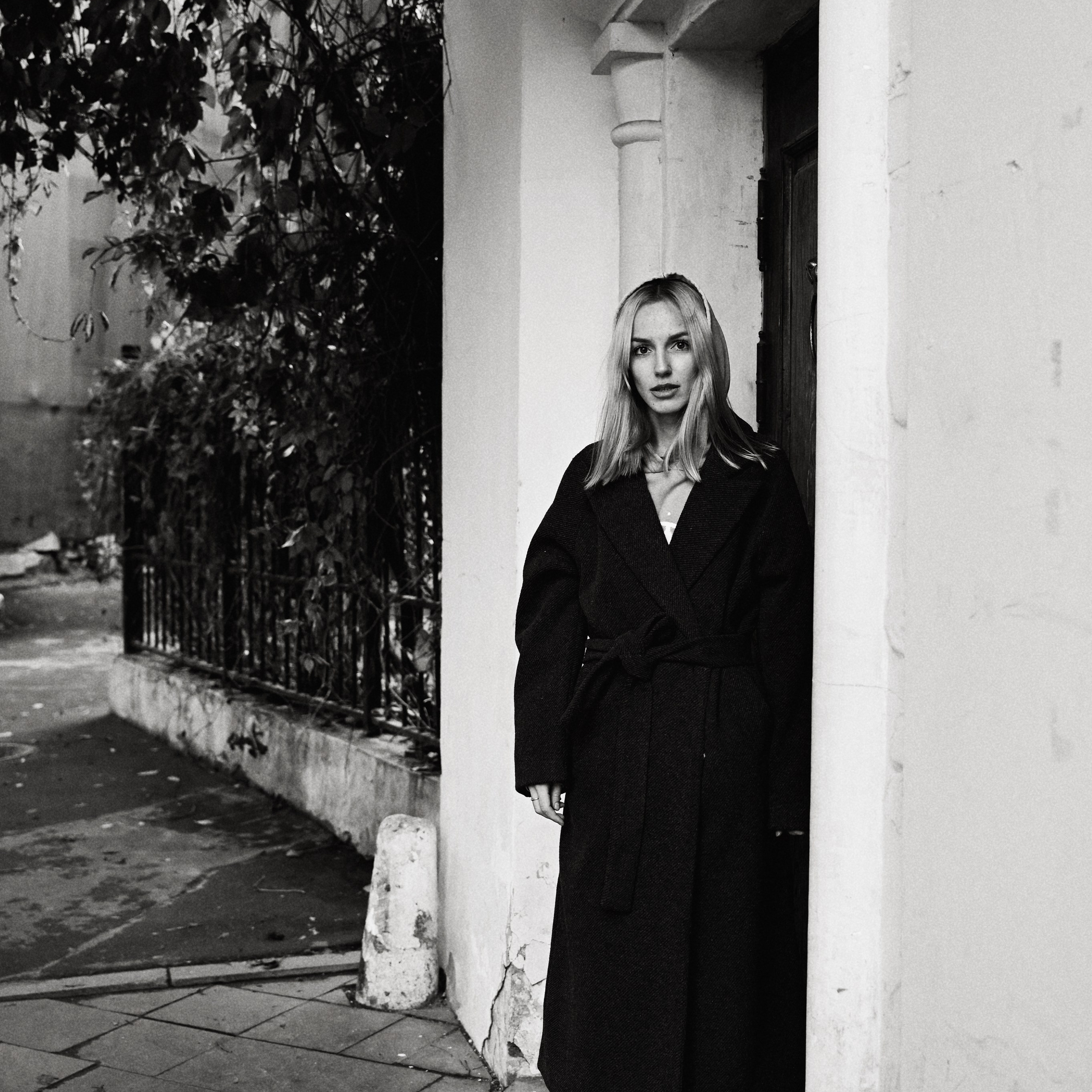 Юля — Прогулка с Мальборо. Фотограф в Москве Засека Анастасия