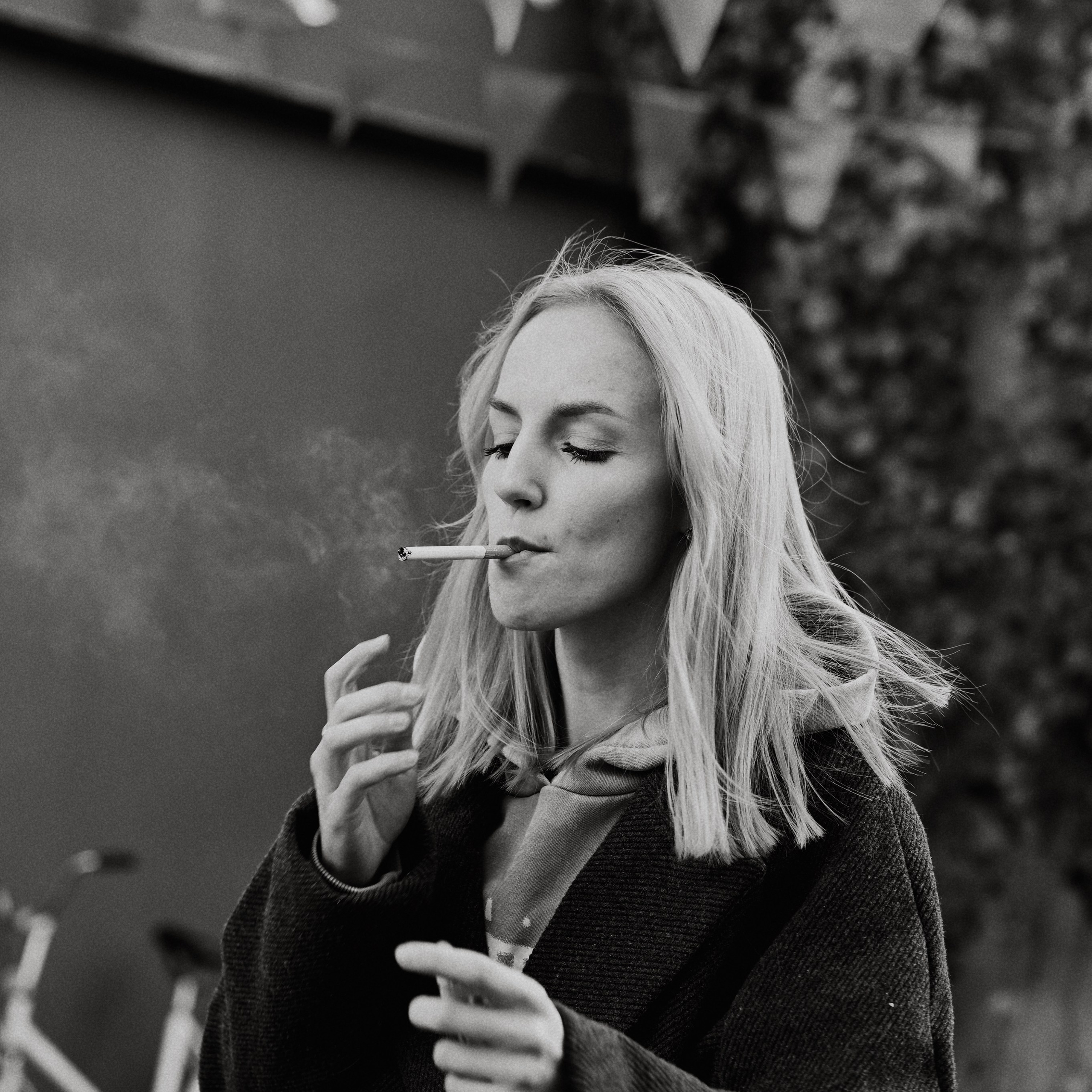 Юля — Прогулка с Мальборо. Фотограф в Москве Засека Анастасия