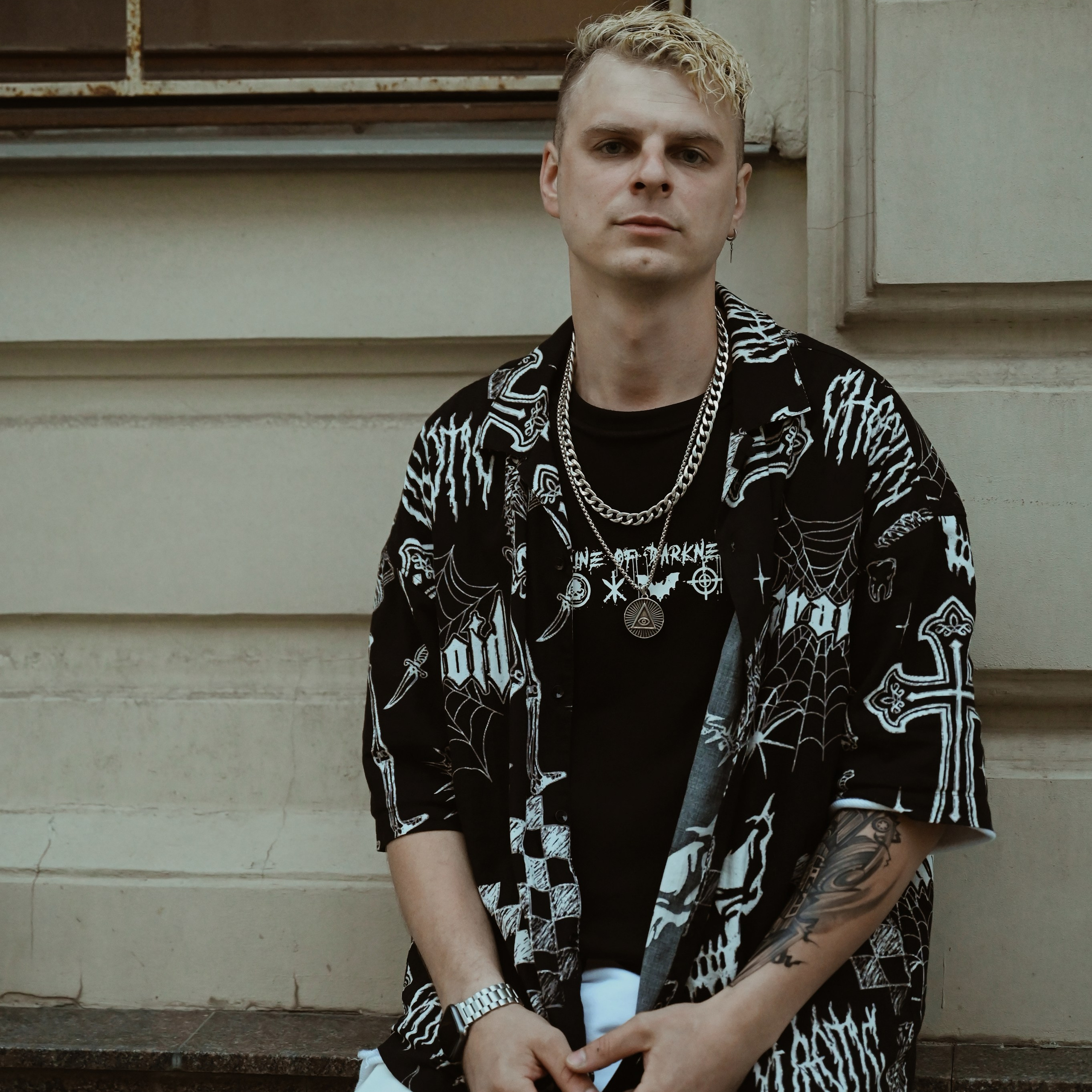 Дима — летняя прогулка по вечернему городу. Фотограф в Москве Засека Анастасия