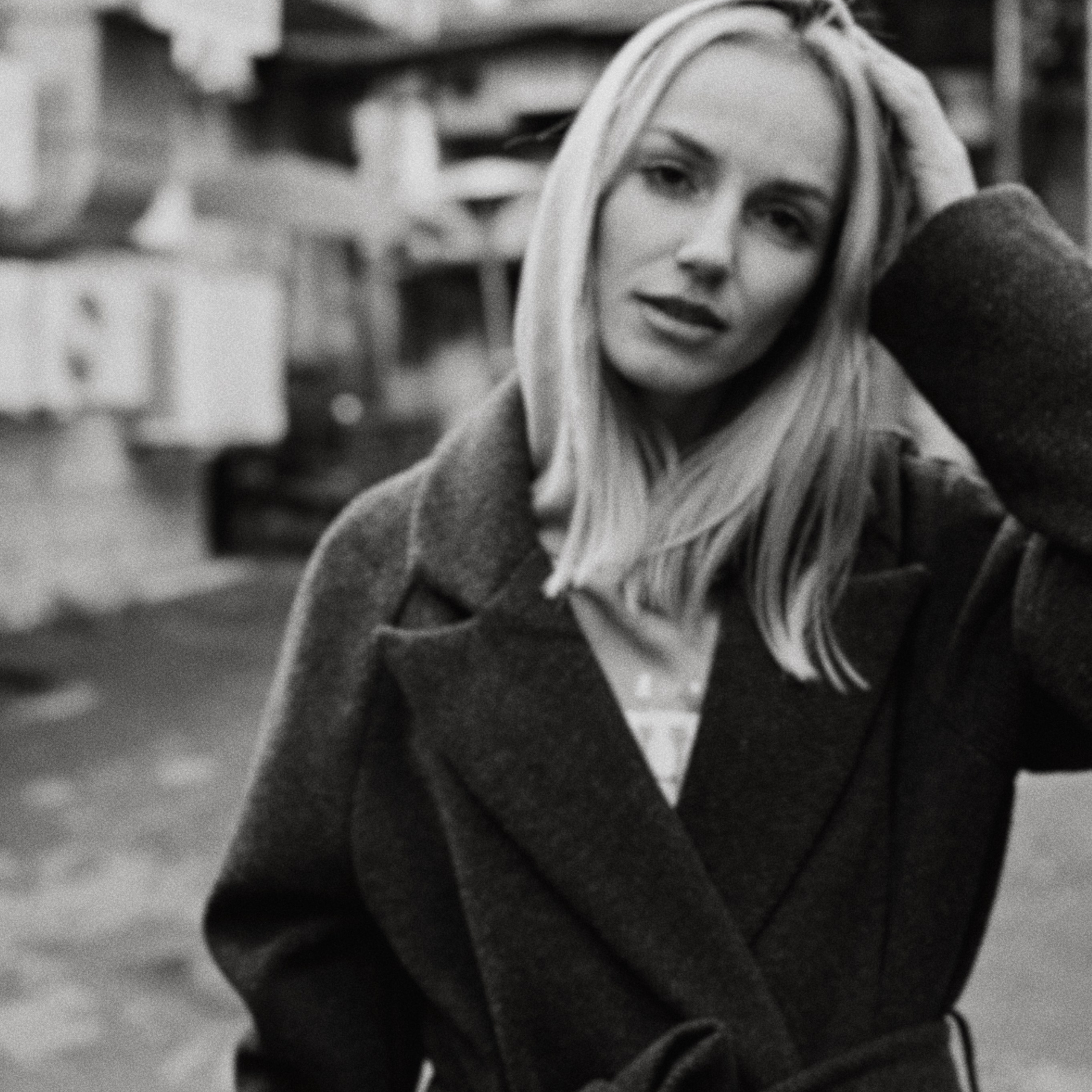 Юля — Прогулка с Мальборо. Фотограф в Москве Засека Анастасия