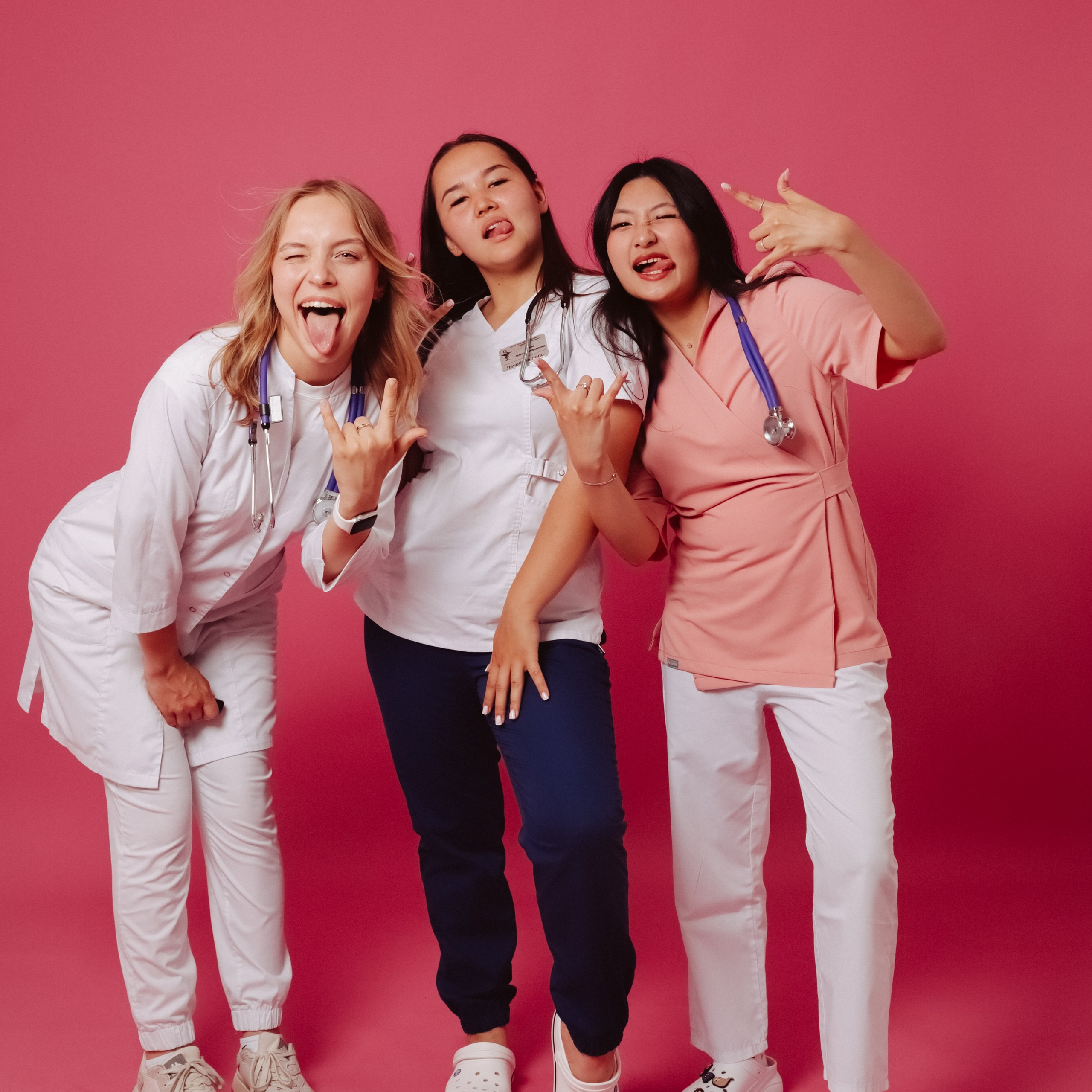 Отзывы на Фотостудию [В кадре]. Фотостудия автопортрета [В КАДРЕ]. Южно-Сахалинск