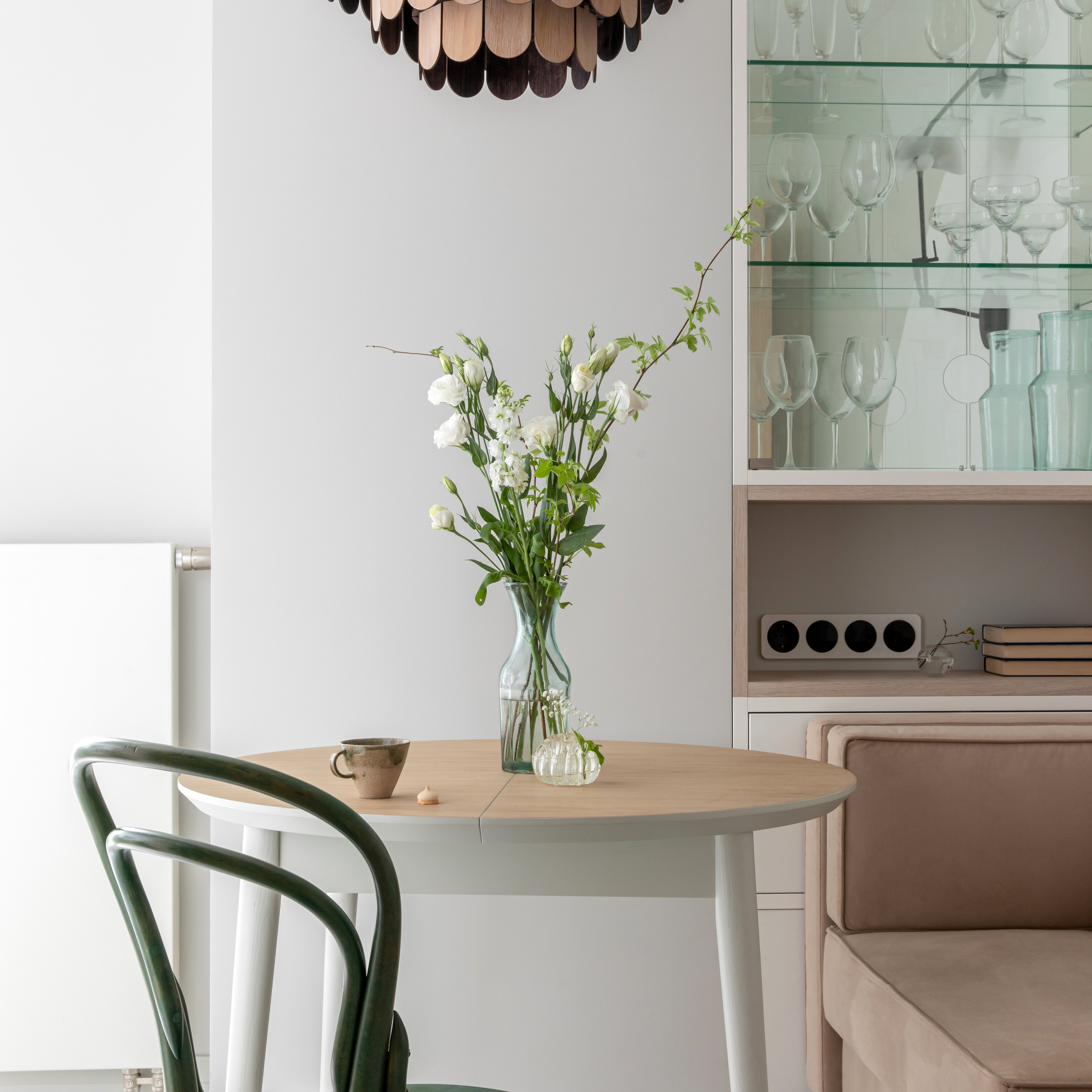 Окна в парк. Квартира 47 м². Мастерская интерьеров Светланы Куксовой. Дизайн и реализация