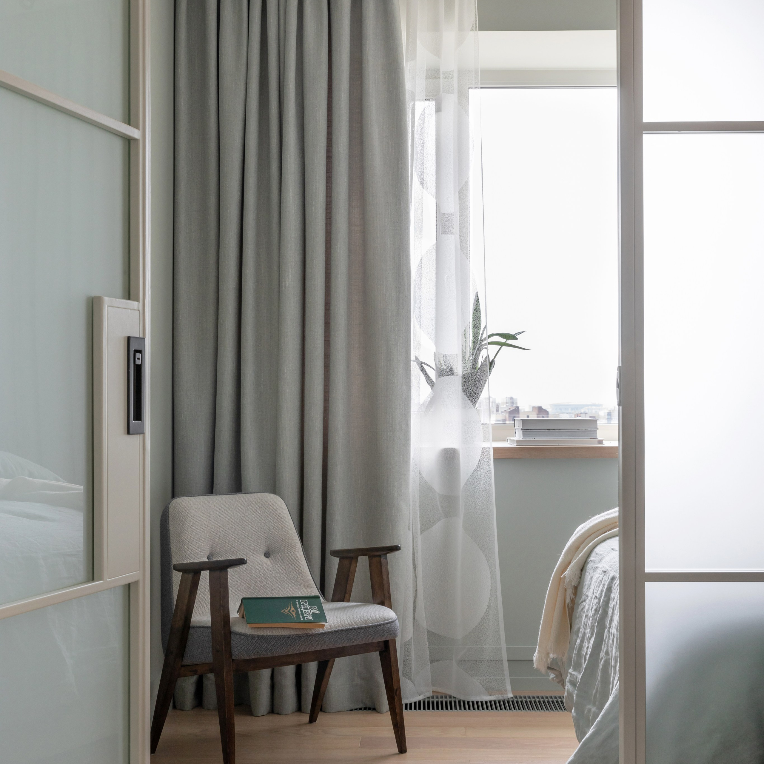 Окна в парк. Квартира 47 м²