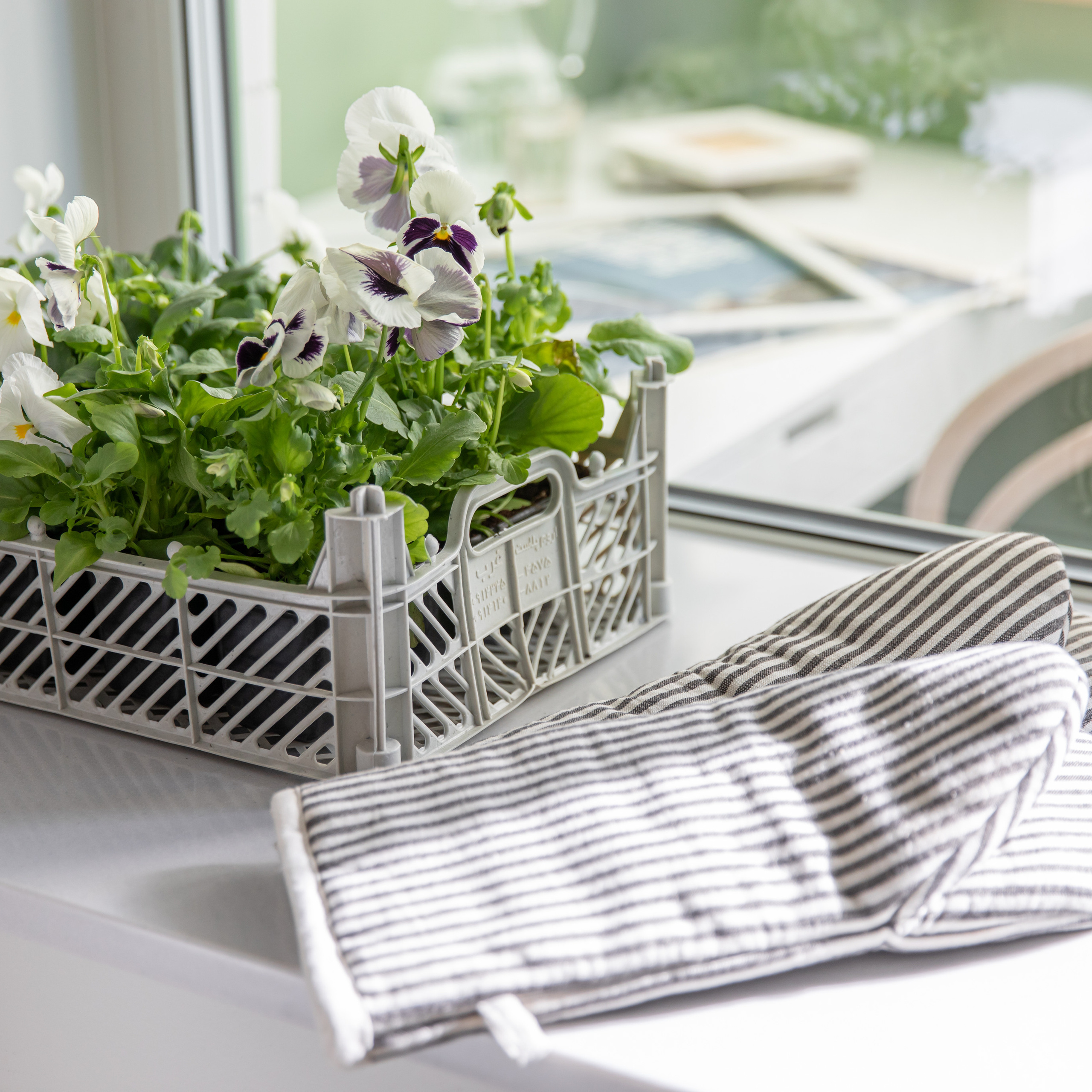 Окна в парк. Квартира 47 м². Мастерская интерьеров Светланы Куксовой. Дизайн и реализация