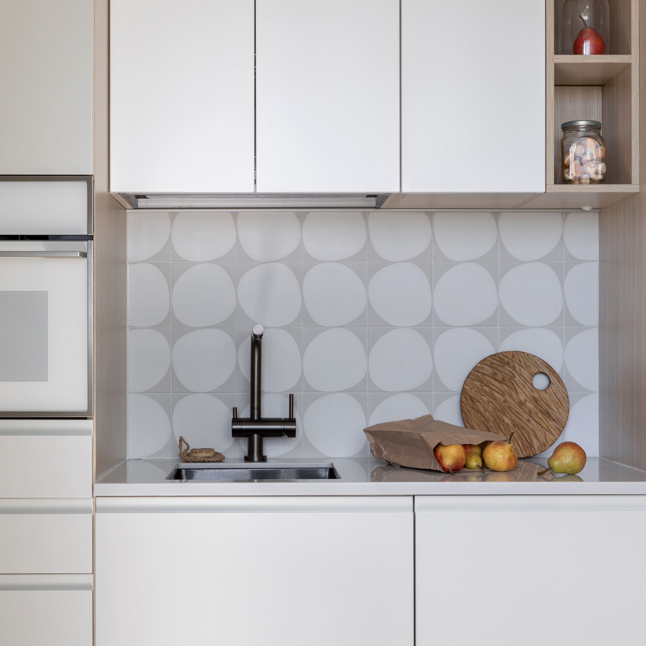 Окна в парк. Квартира 47 м². Мастерская интерьеров Светланы Куксовой. Дизайн и реализация