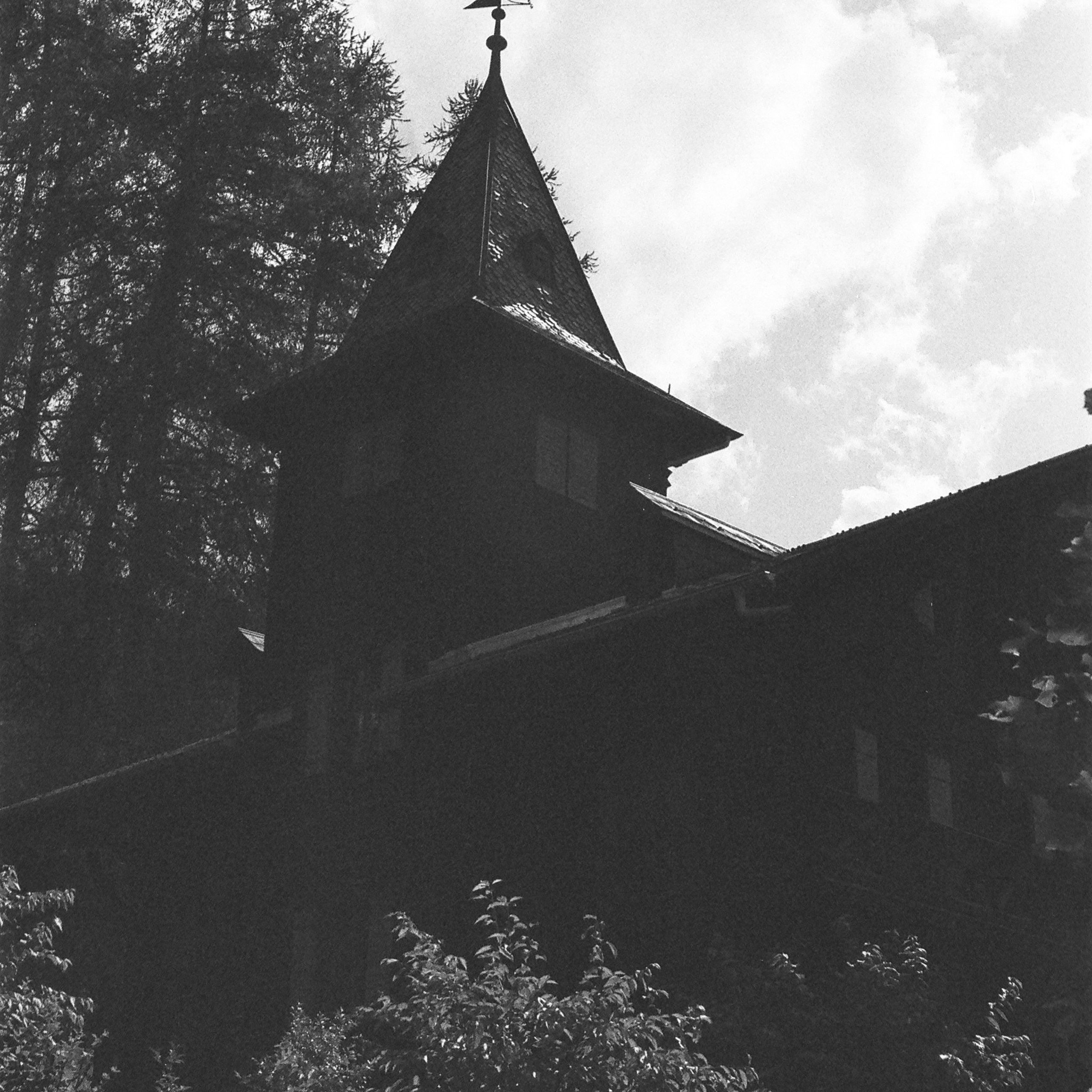 Film. Anastasia Shapoval violoniste et photographe. Annecy — Geneve