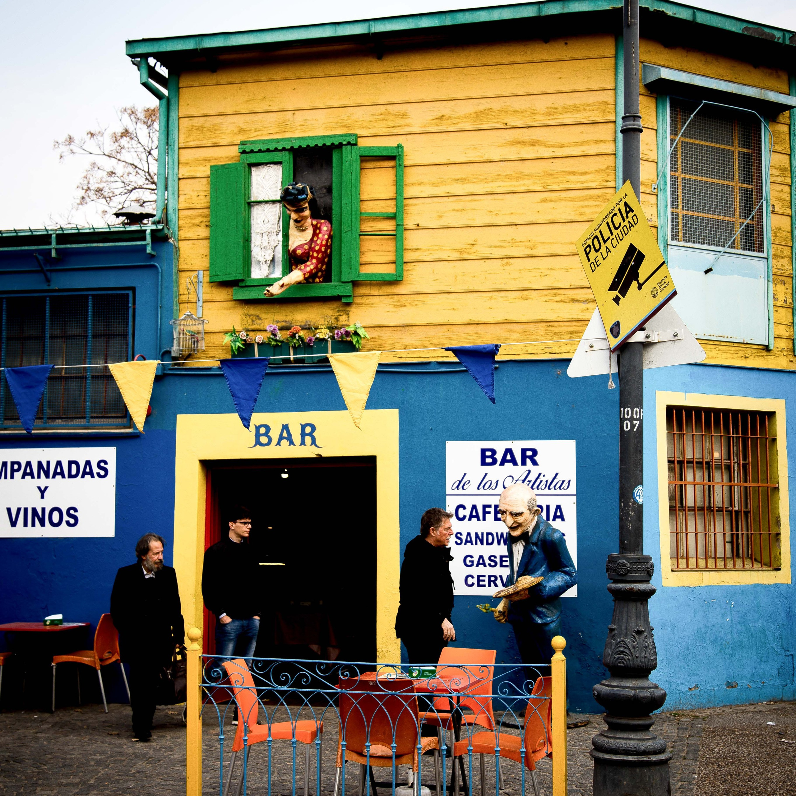 Argentina-Buenos Aires. La Boca. Iguasu. September 2018. Anastasia Shapoval violoniste et photographe. Annecy — Geneve