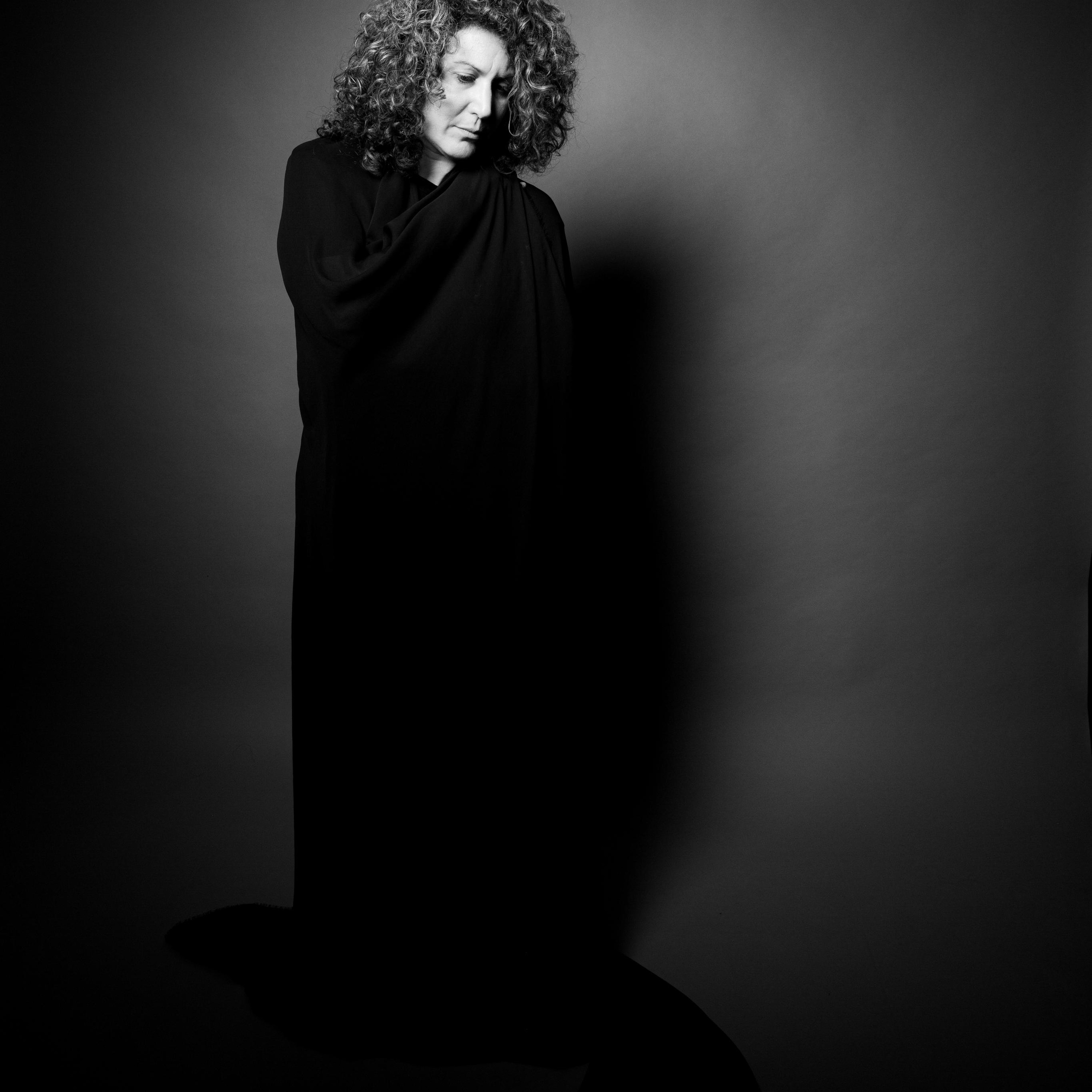 Madern-Danci. Anastasia Shapoval violoniste et photographe. Annecy — Geneve