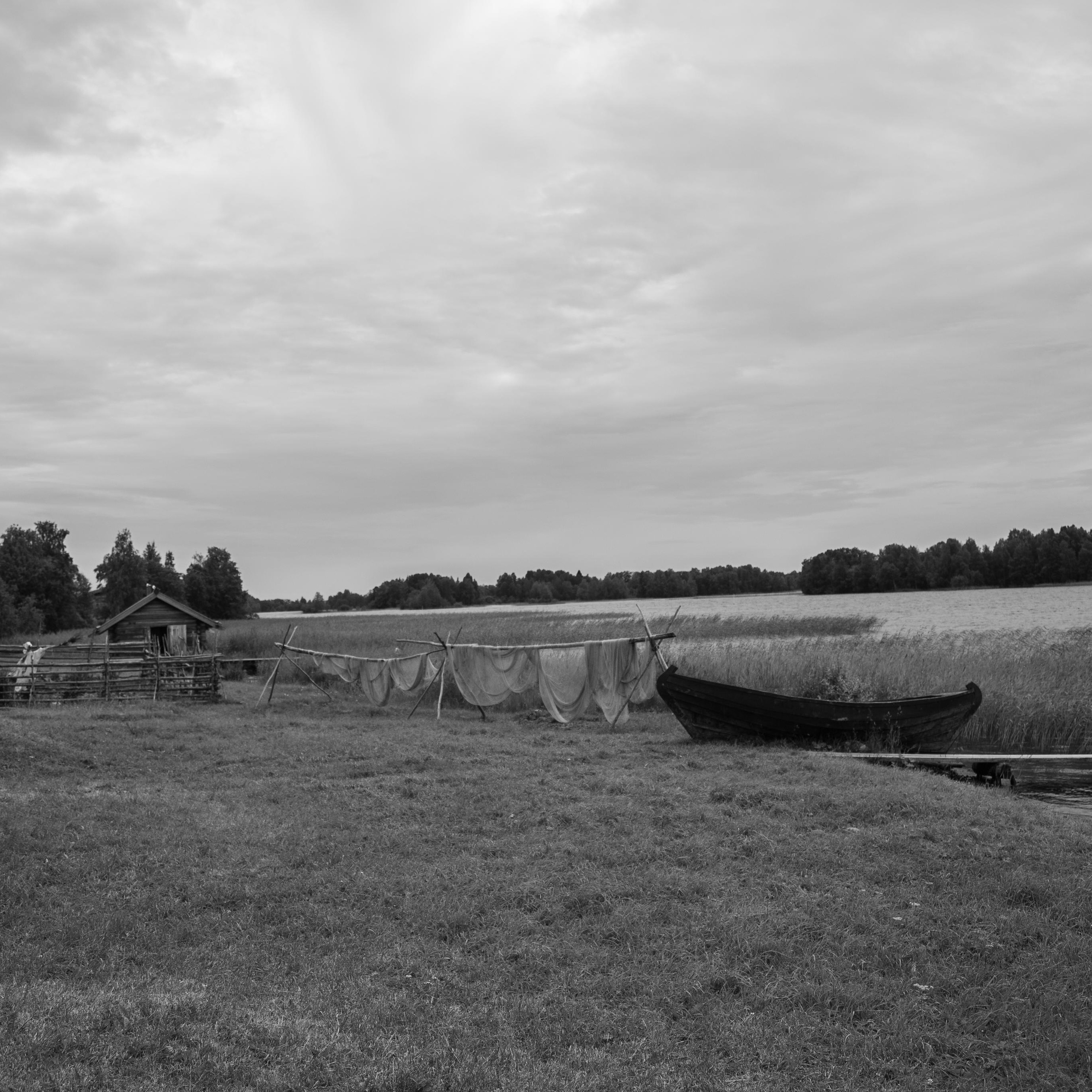 Russia. Kizhi Island. Covid period. Anastasia Shapoval violoniste et photographe. Annecy — Geneve