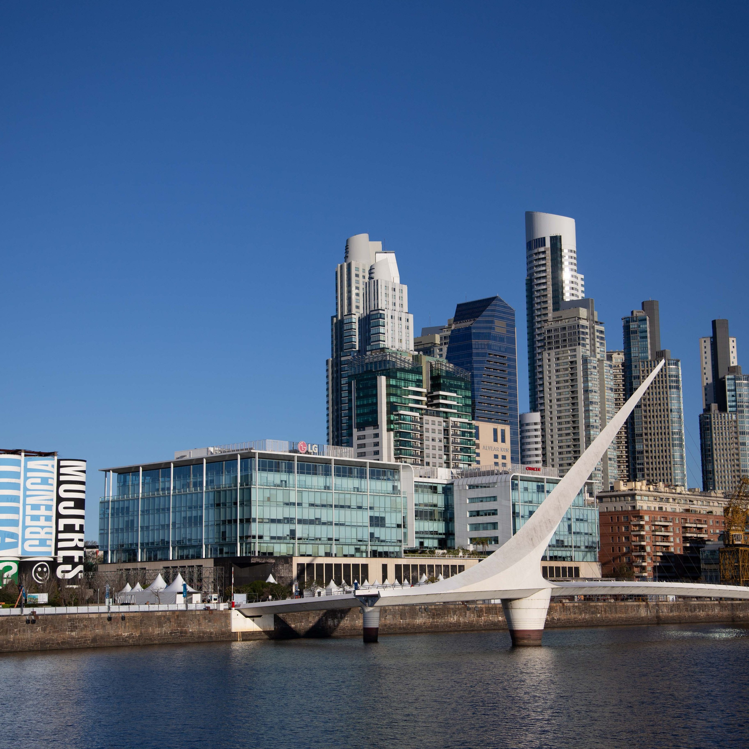 Argentina-Buenos Aires. La Boca. Iguasu. September 2018. Anastasia Shapoval violoniste et photographe. Annecy — Geneve