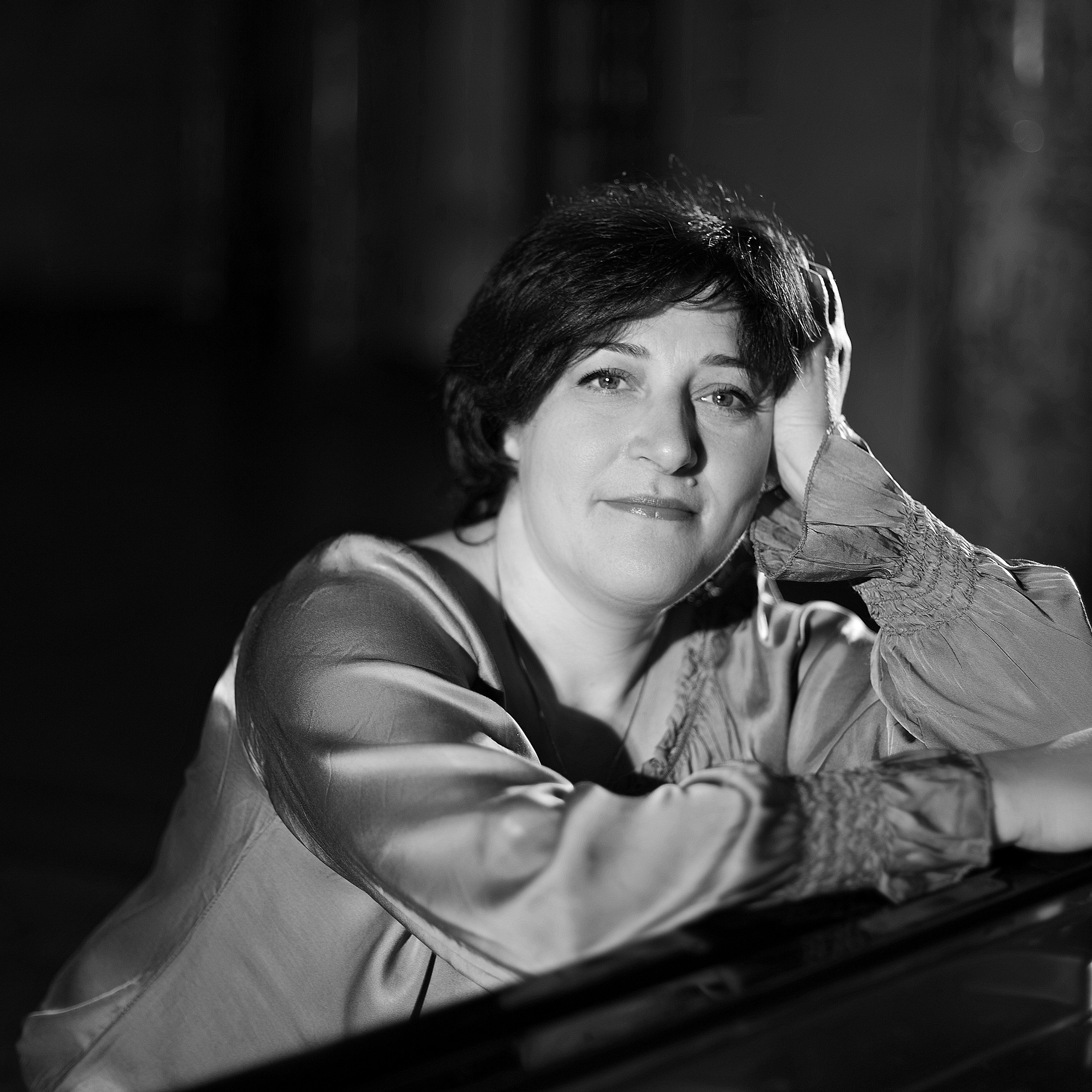 Inna Moiseeva. Anastasia Shapoval violoniste et photographe. Annecy — Geneve