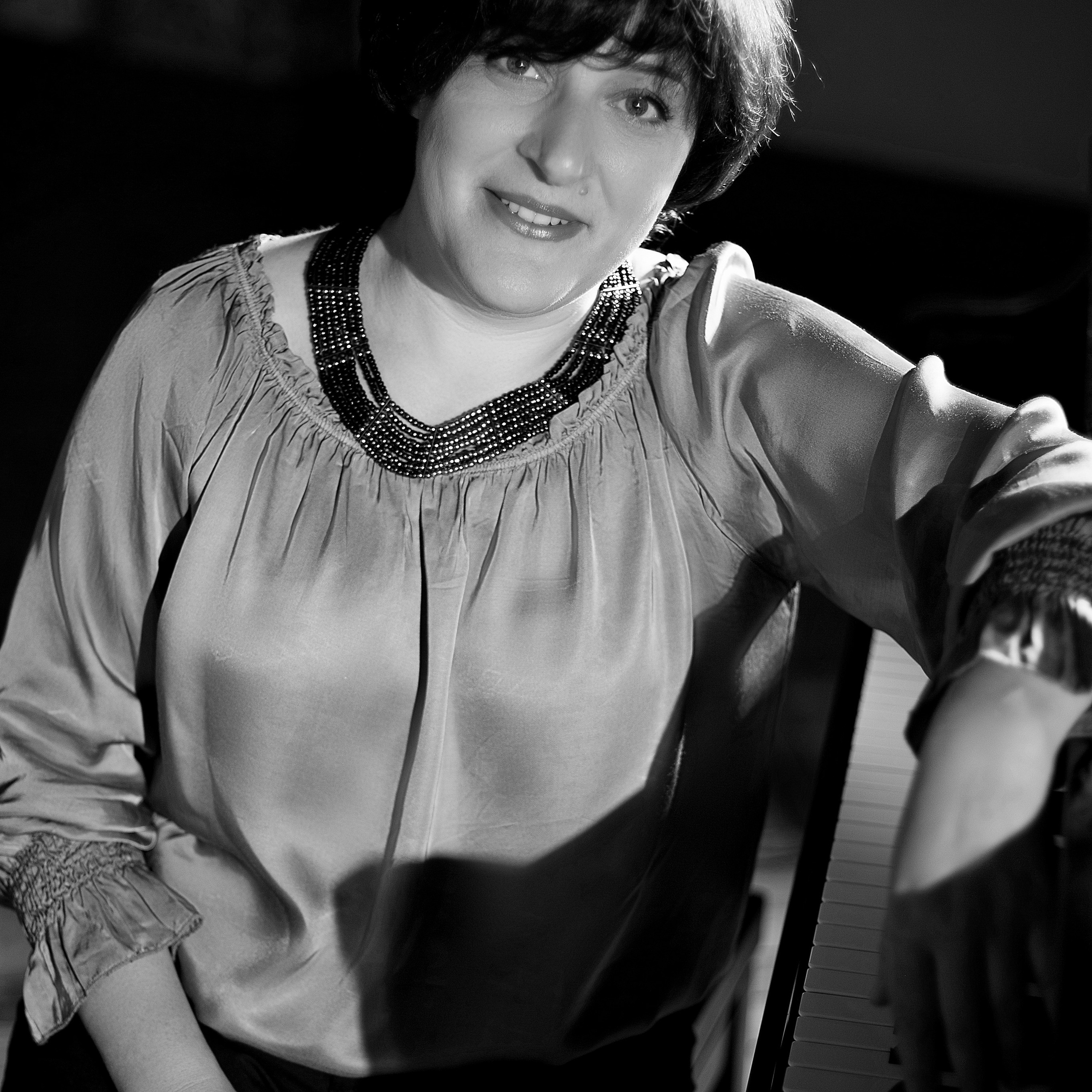 Inna Moiseeva. Anastasia Shapoval violoniste et photographe. Annecy — Geneve