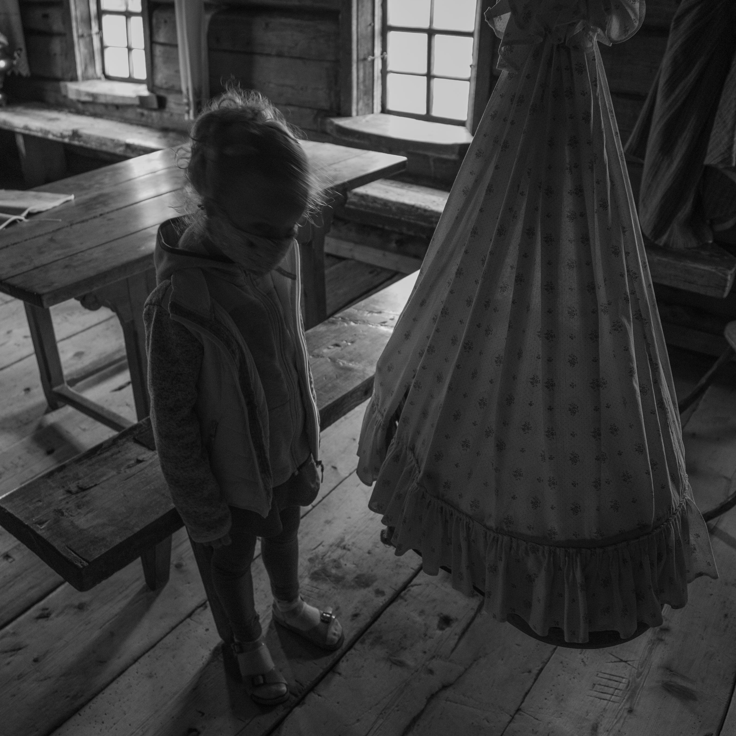 Russia. Kizhi Island. Covid period. Anastasia Shapoval violoniste et photographe. Annecy — Geneve