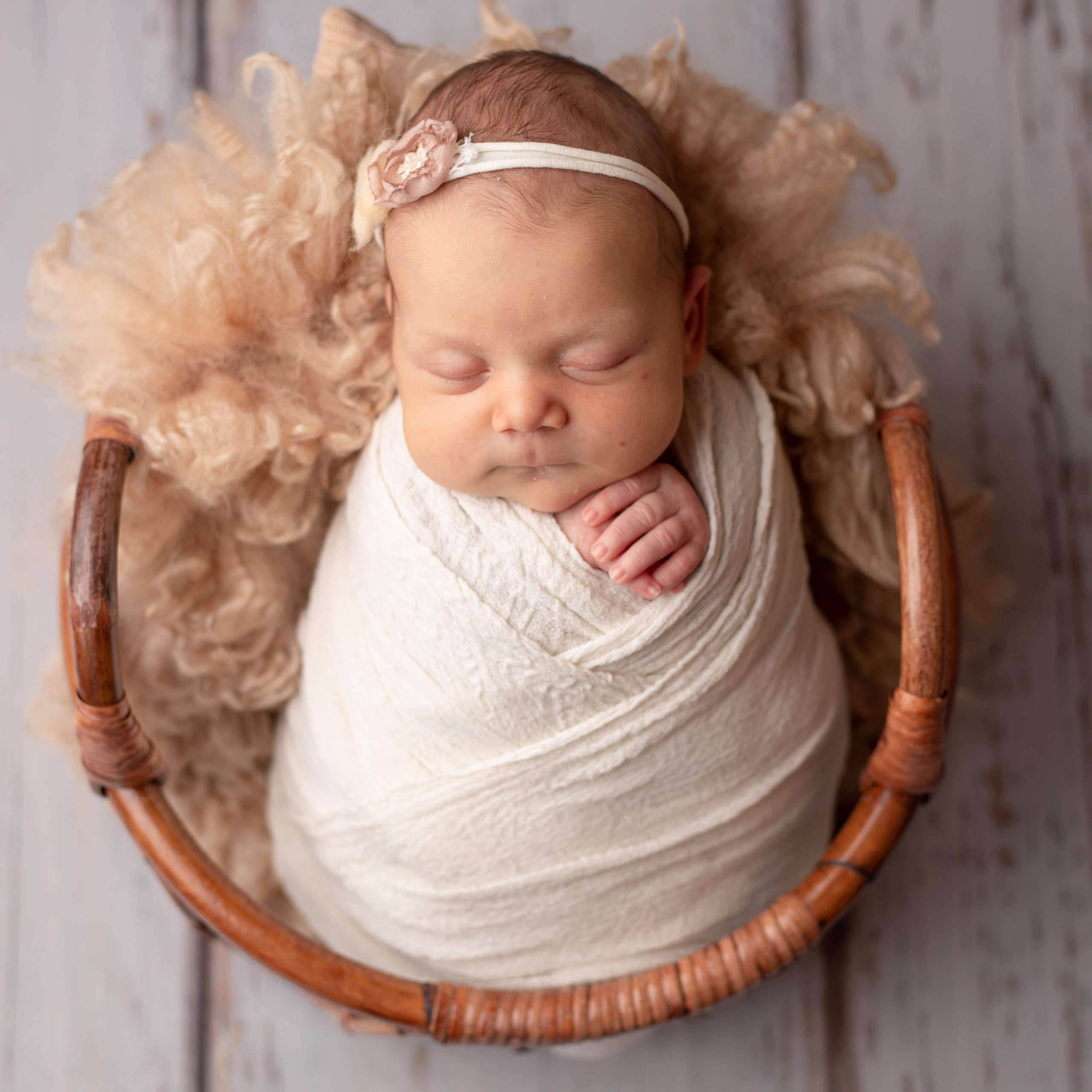 Фотосессия новорожденных отзывы. Фотограф новорожденных в Москве. Фотосессия новорожденных в Москве