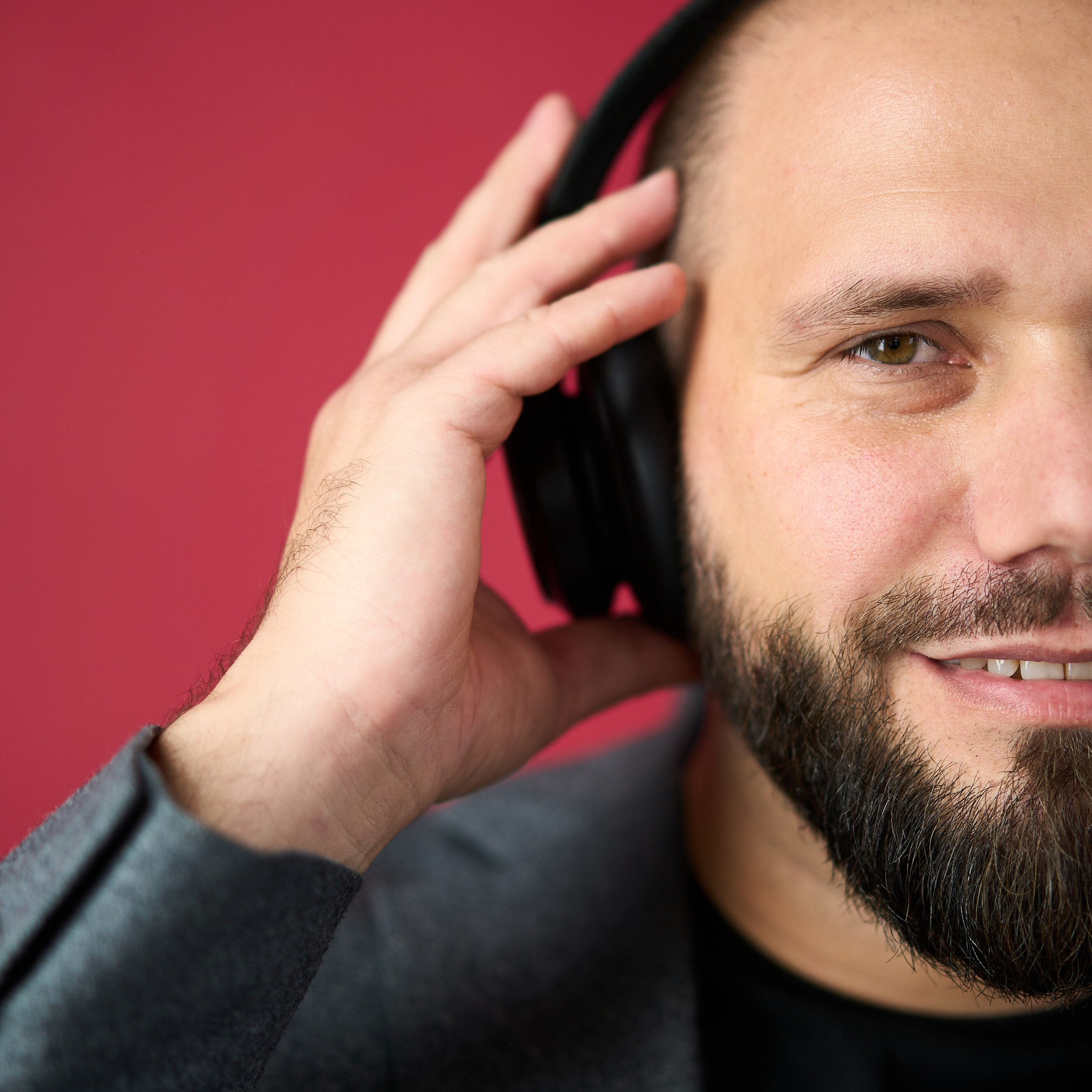 Рекламная съемка и маркетплейс. Контент съемка под ключ. Световое шоу / Москва и Мо