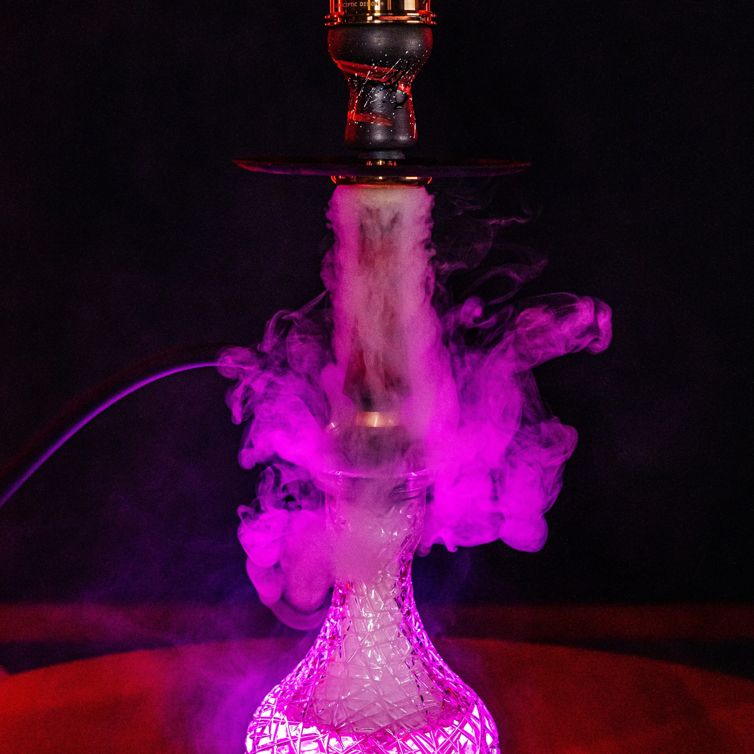 Рекламная съемка и маркетплейс. Контент съемка под ключ. Световое шоу / Москва и Мо