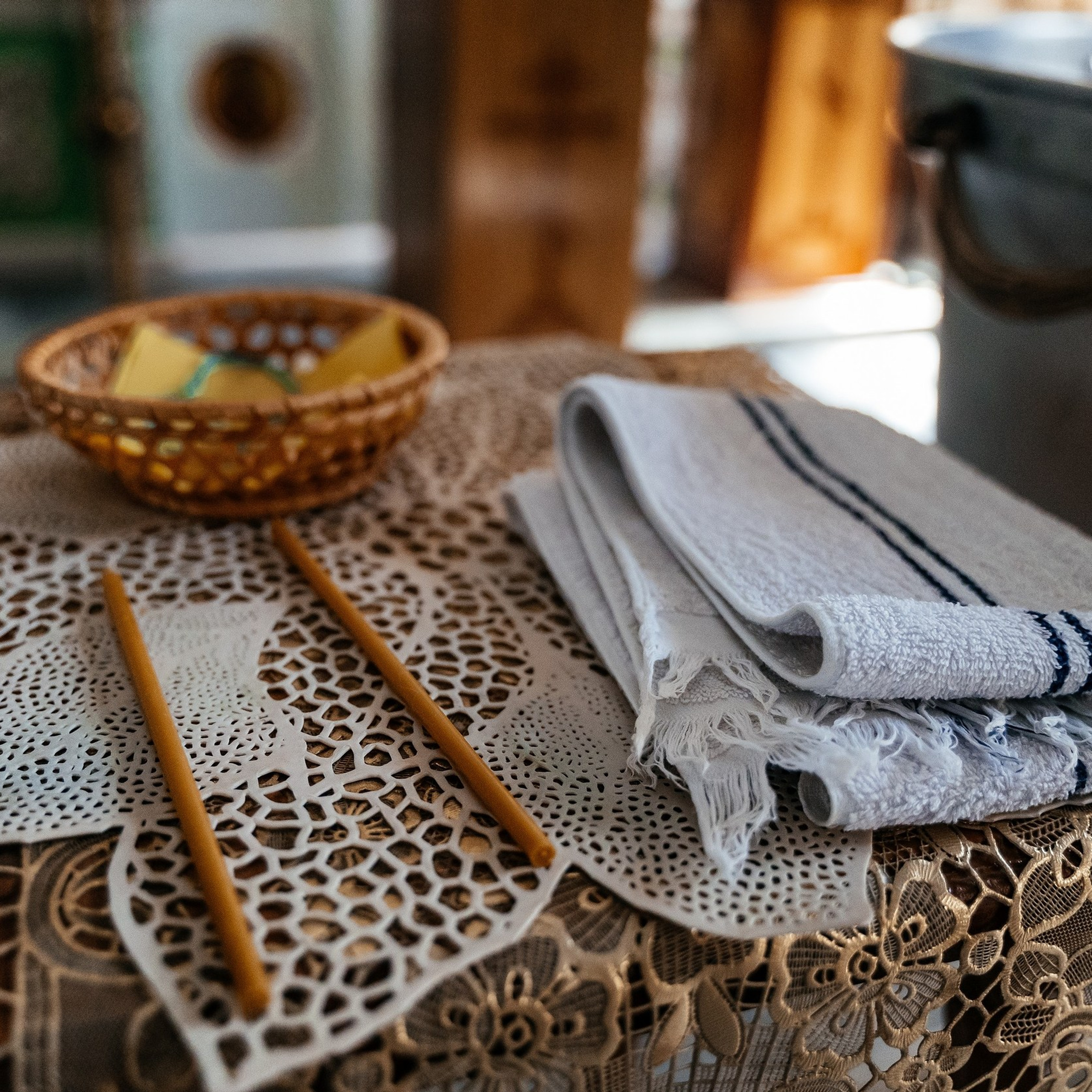 Крещение и выписка из роддома. Контент съемка под ключ. Световое шоу / Москва и Мо