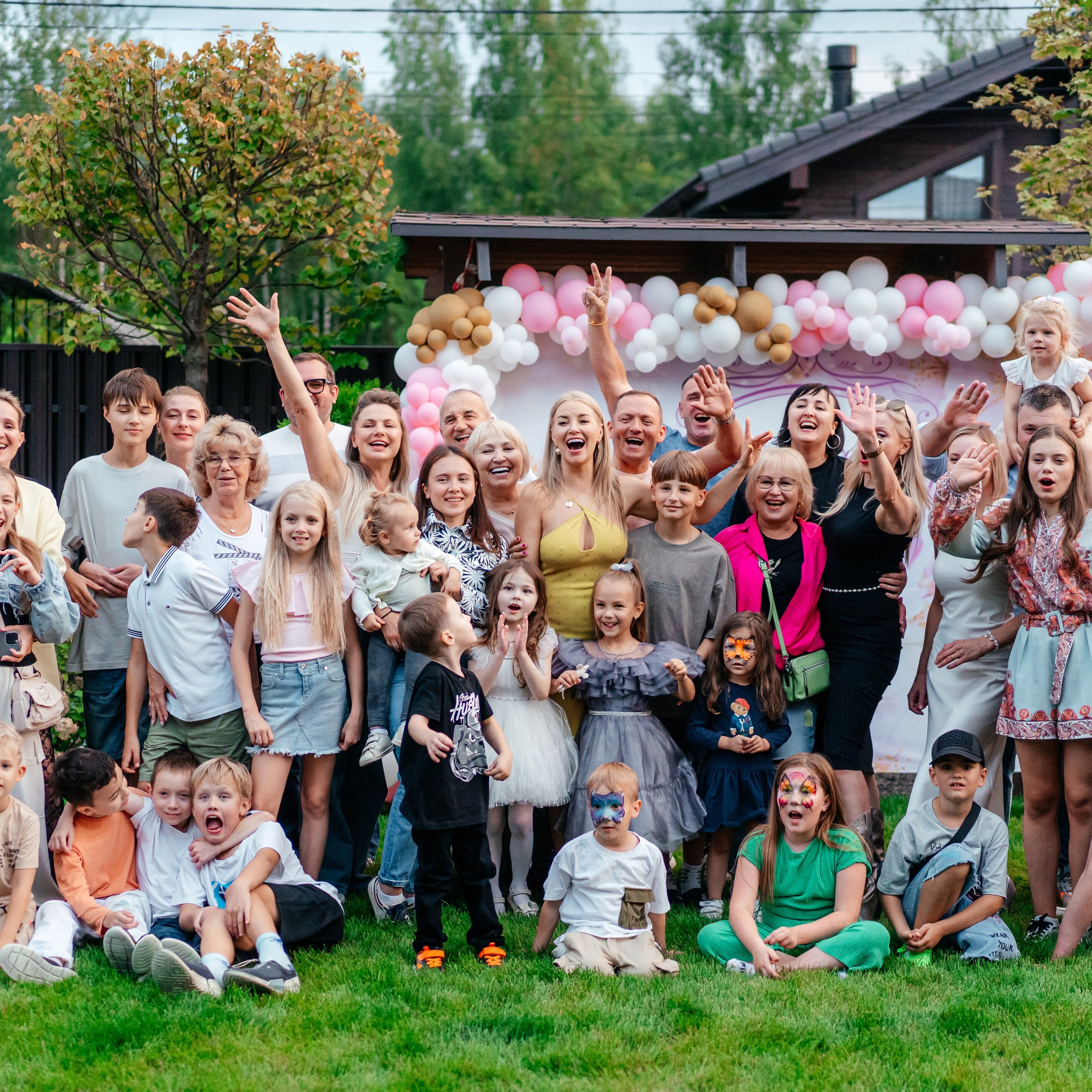 Детский день рождения, праздник. Контент съемка под ключ. Световое шоу / Москва и Мо