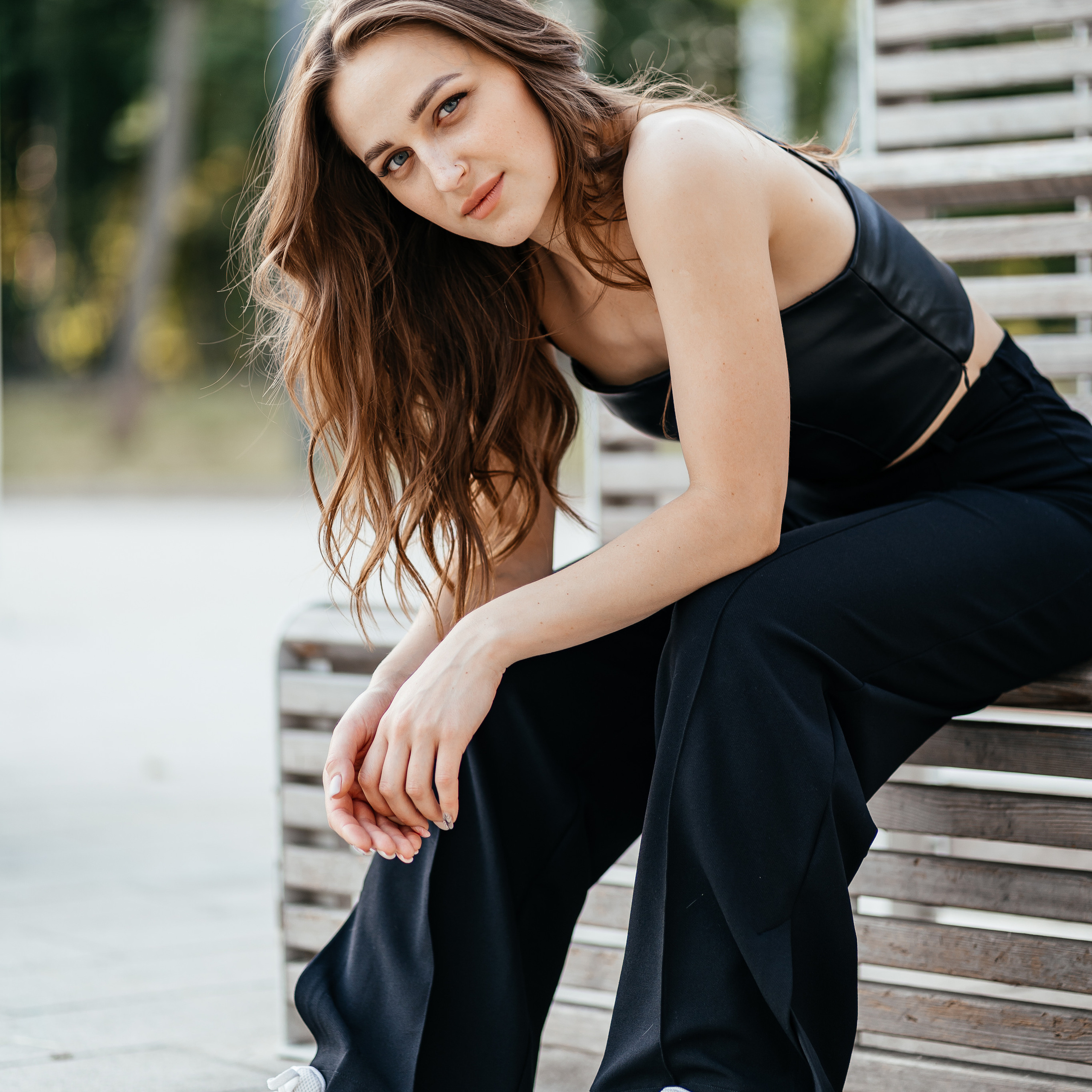 Рекламная съемка и маркетплейс. Контент съемка под ключ. Световое шоу / Москва и Мо