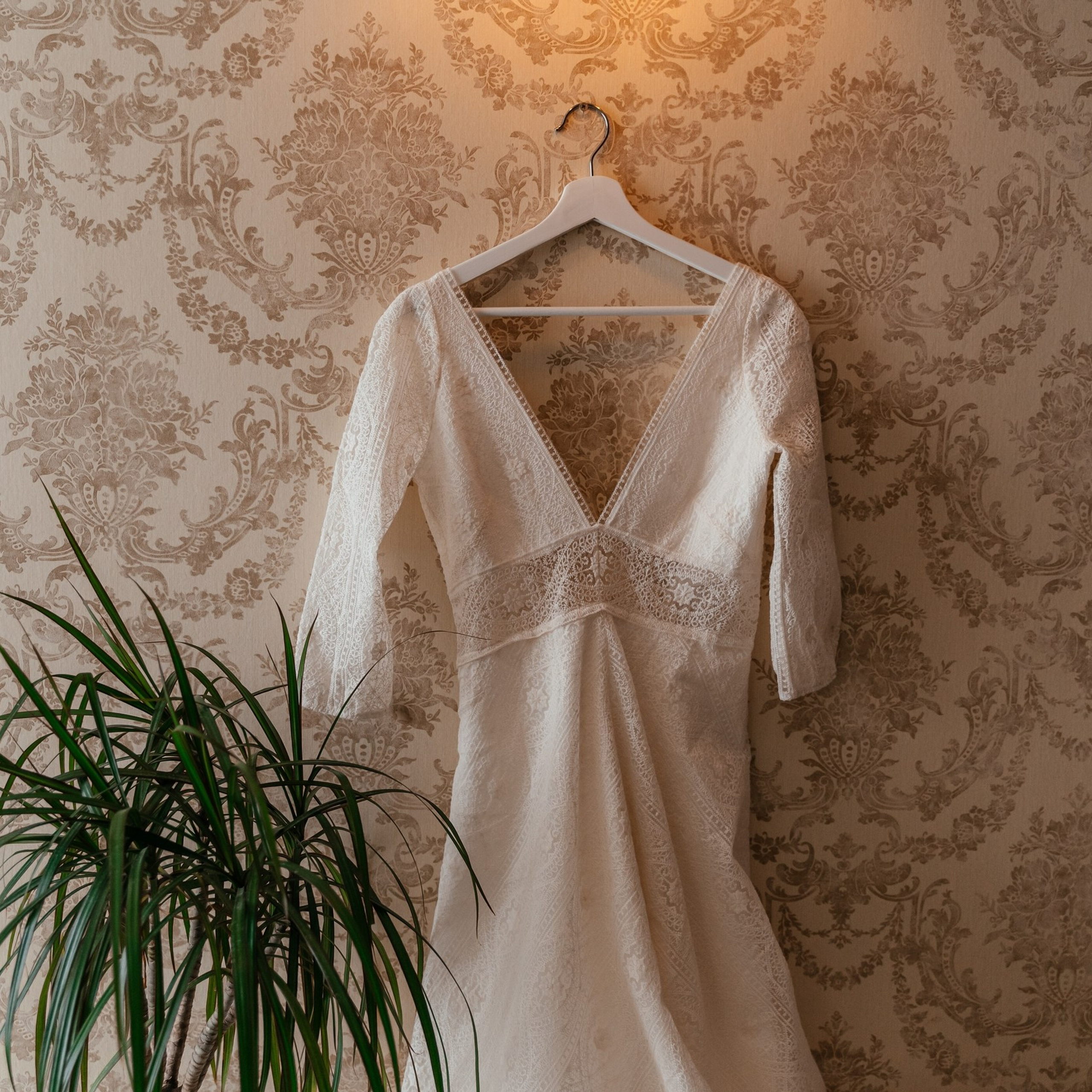 Свадебная история. Контент съемка под ключ. Световое шоу / Москва и Мо