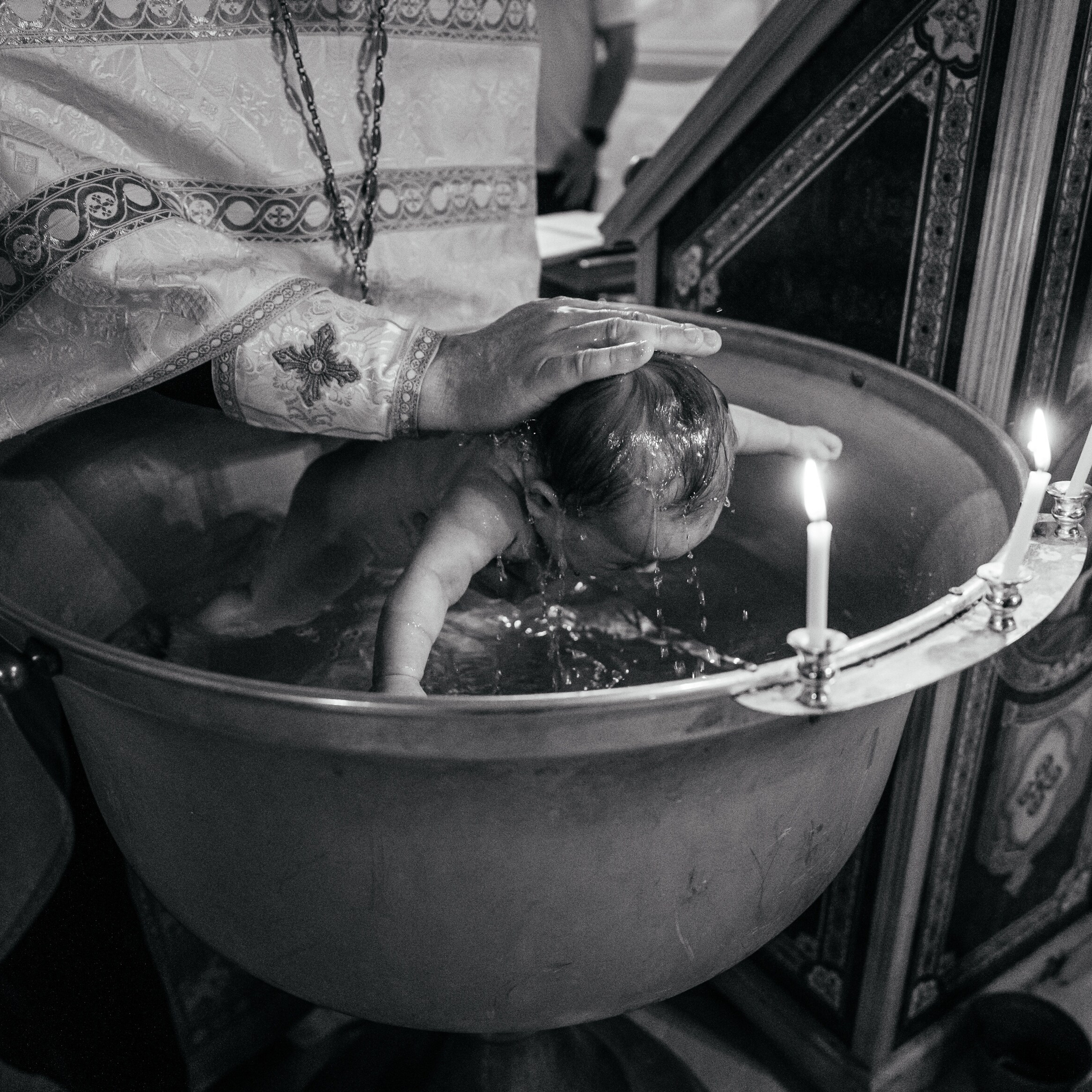 Крещение и выписка из роддома. Контент съемка под ключ